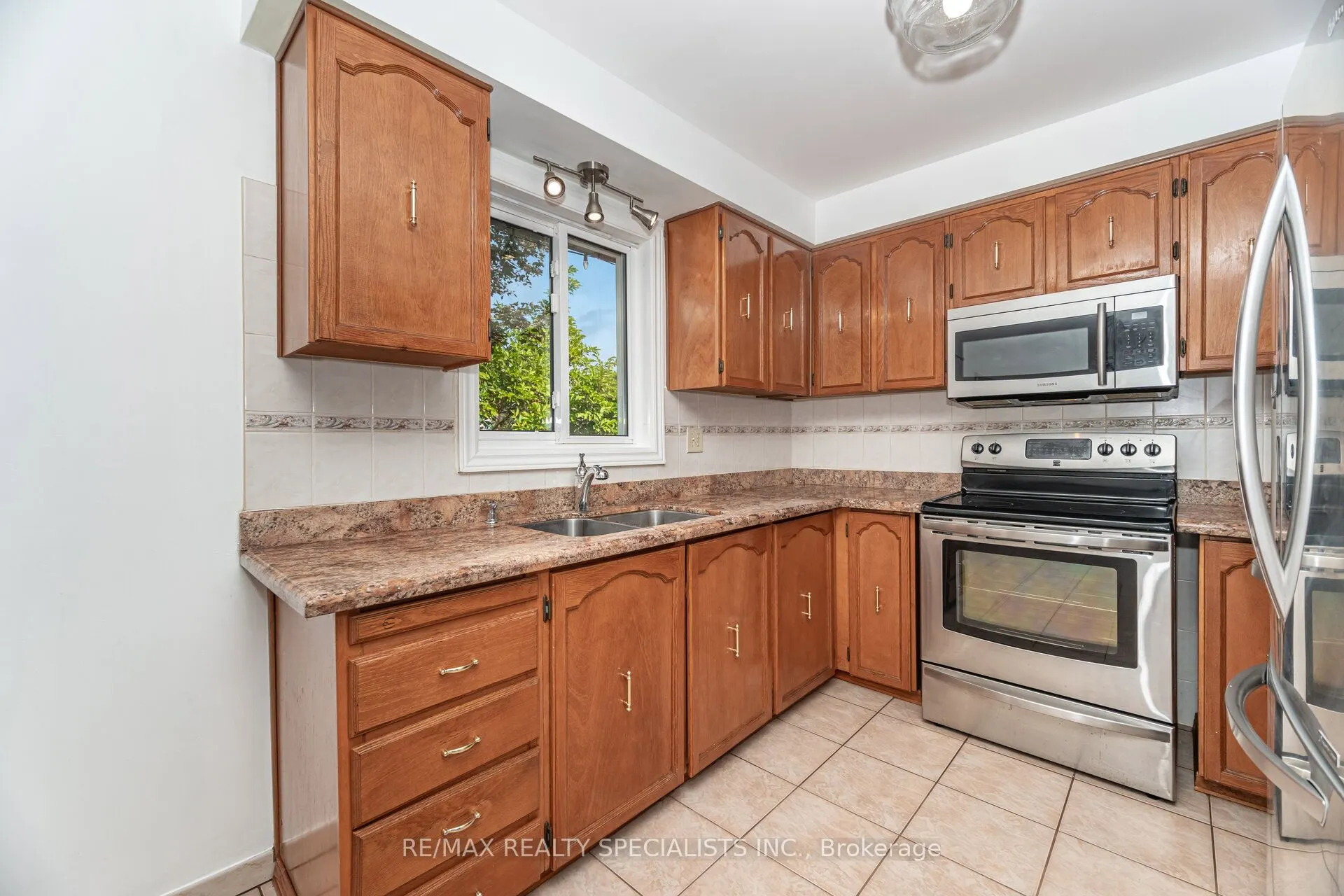 30 Linkdale Road