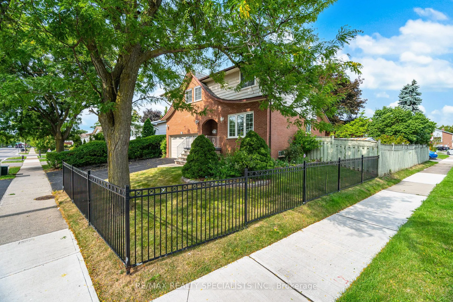 30 Linkdale Road