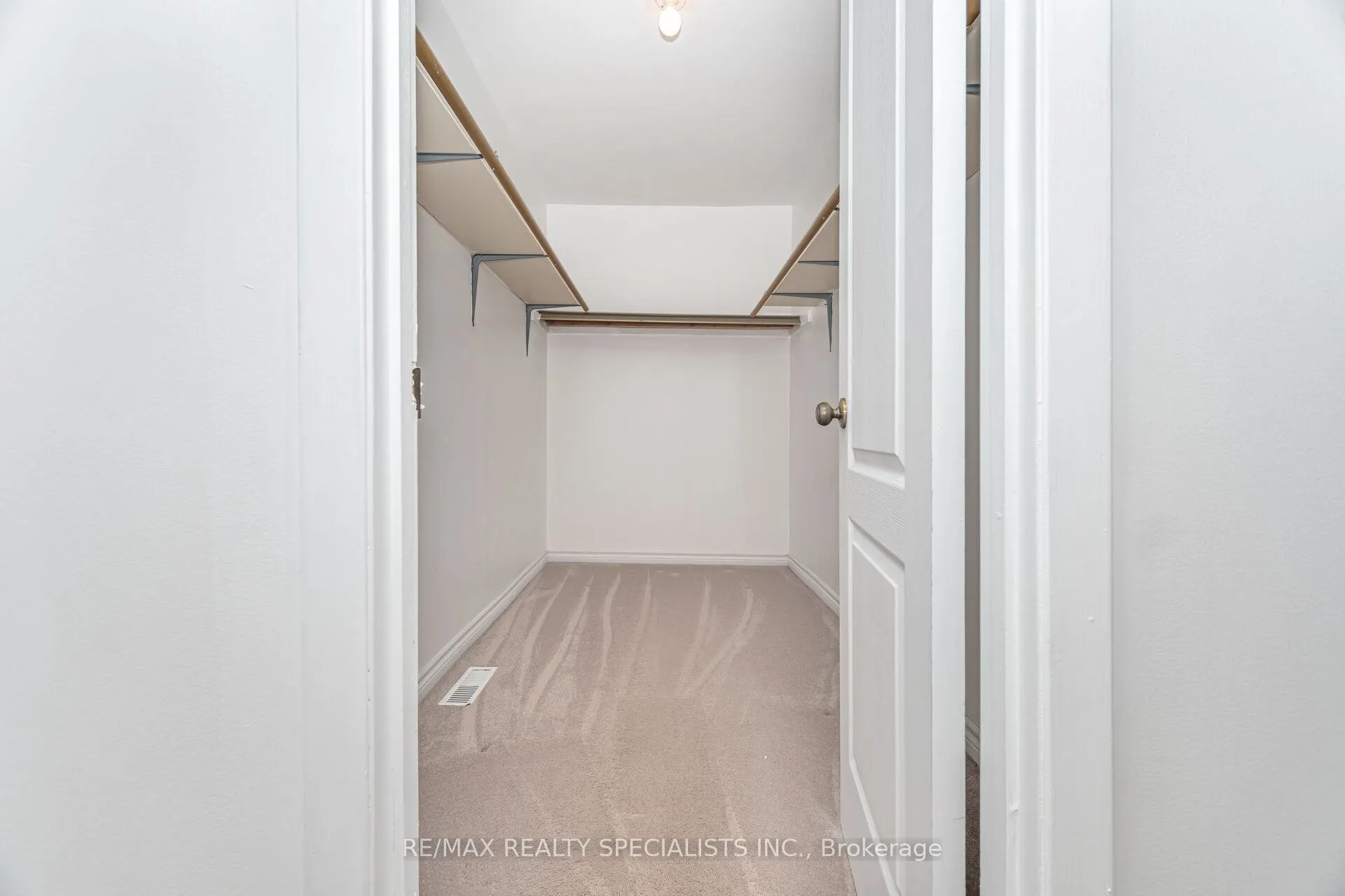 30 Linkdale Road