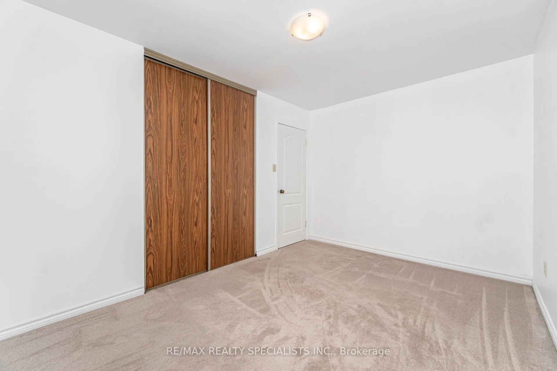 30 Linkdale Road