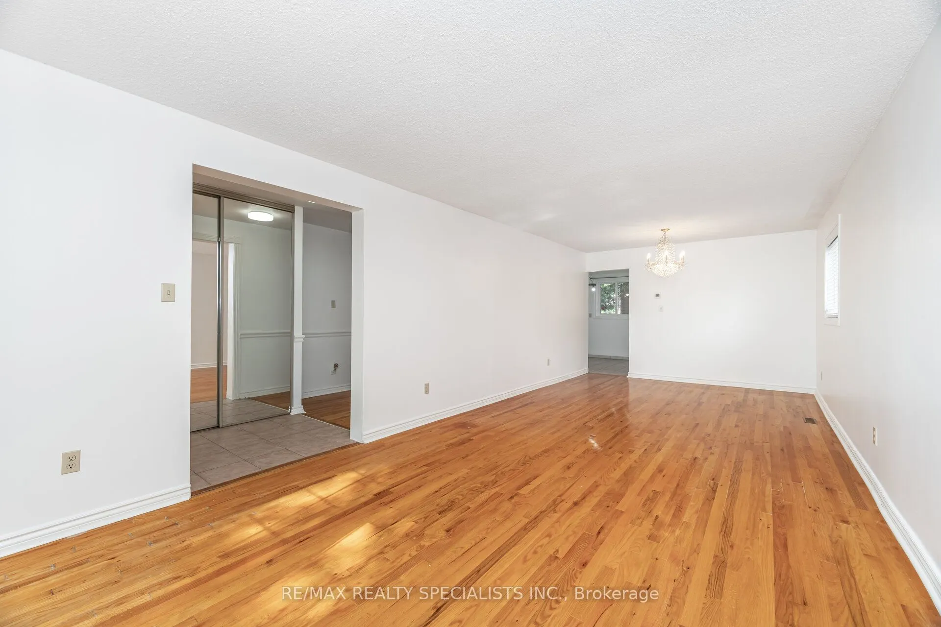 30 Linkdale Road