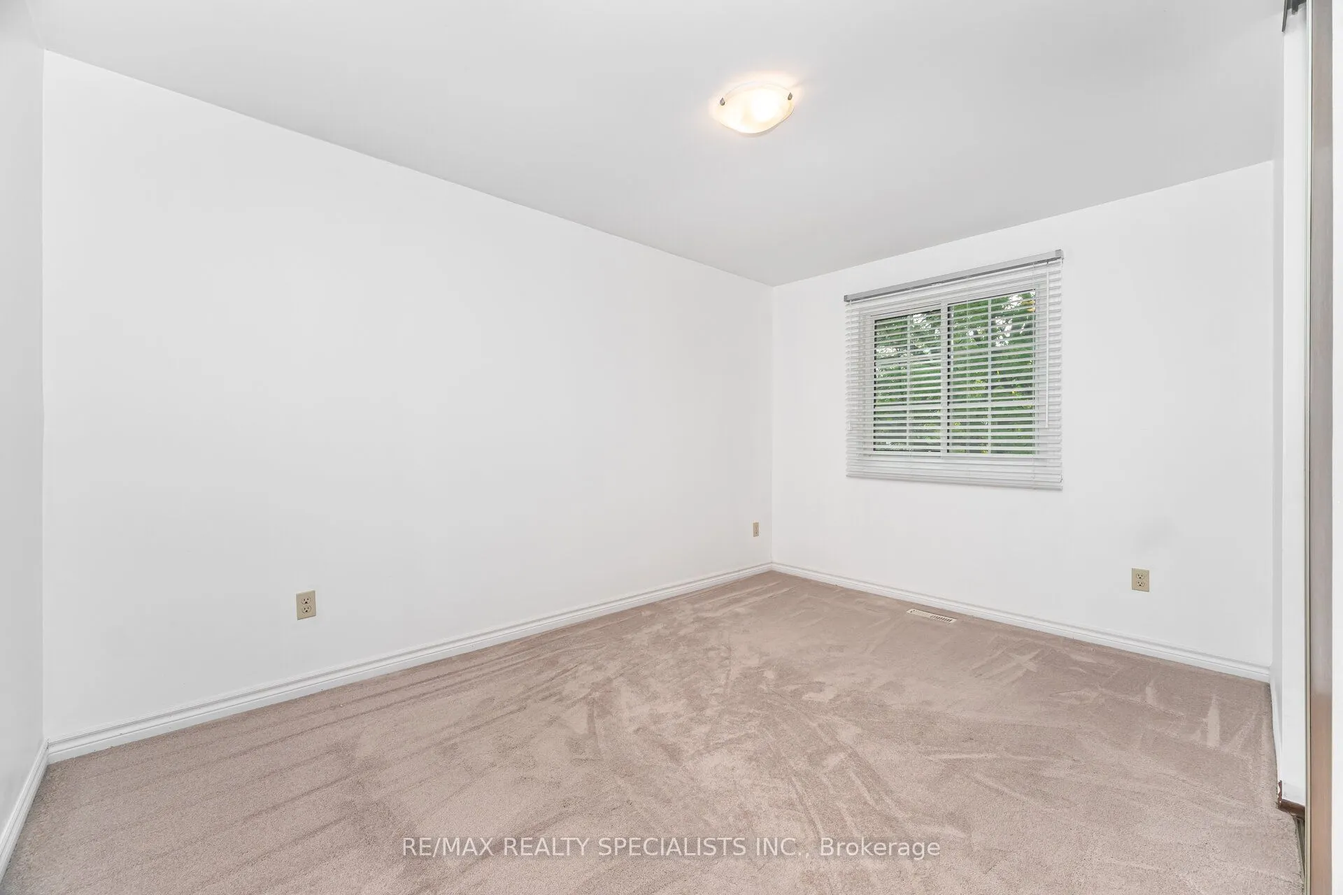 30 Linkdale Road