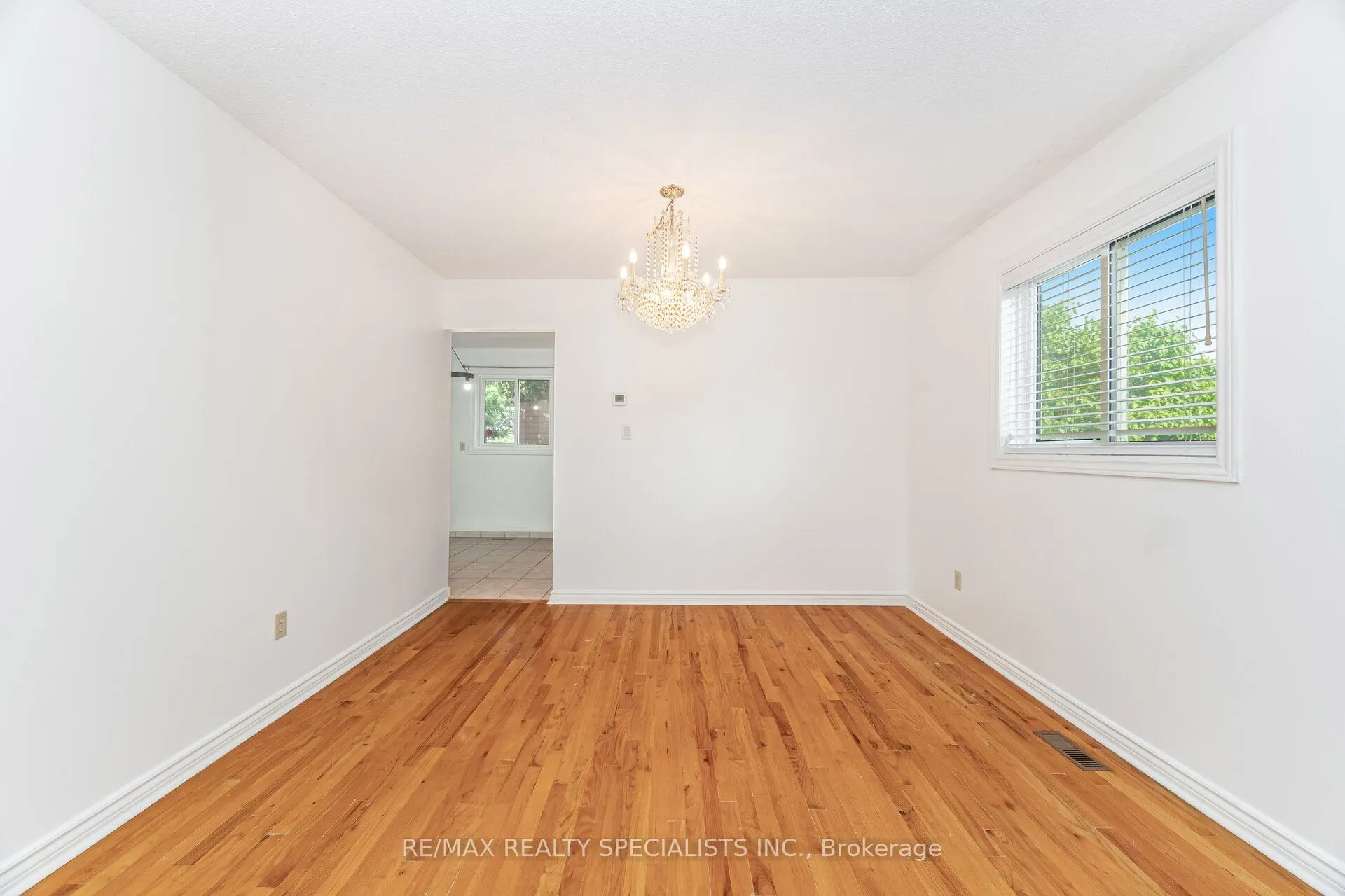 30 Linkdale Road
