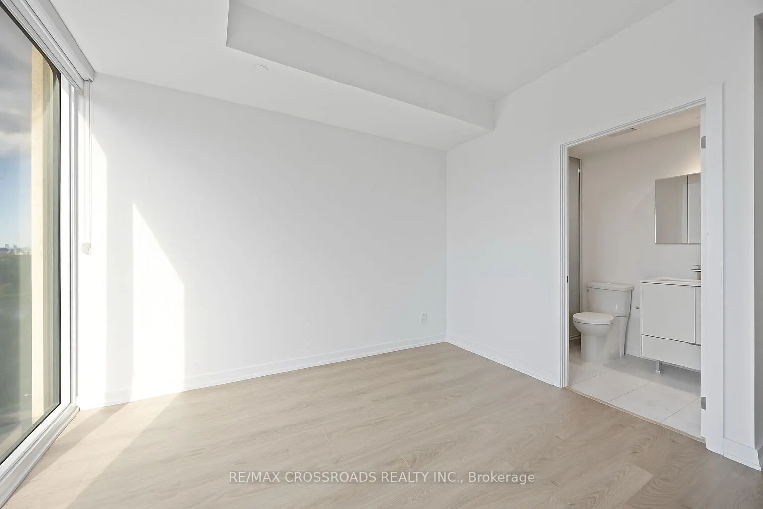 1926 Lake Shore Boulevard W, #2101