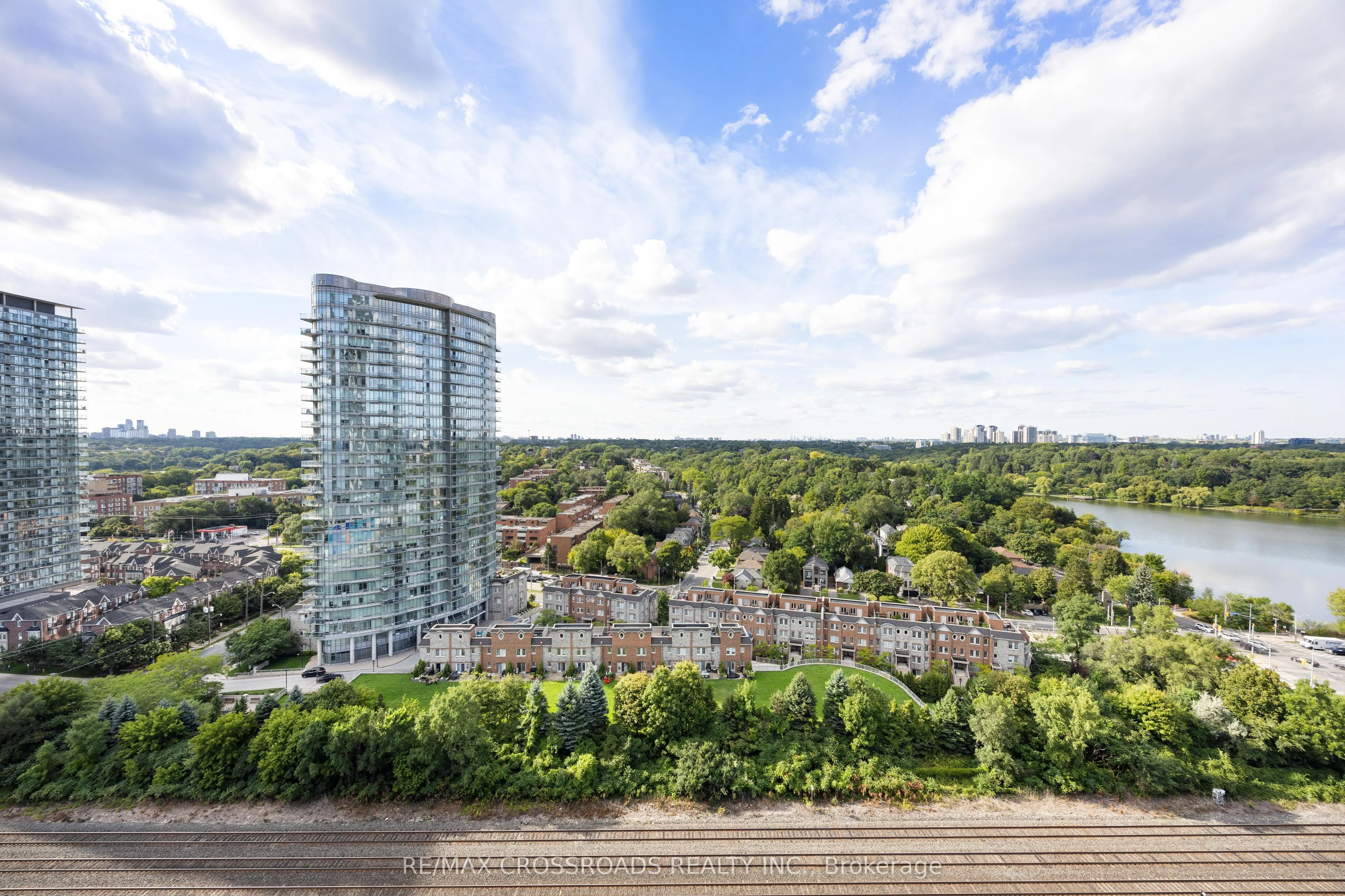 1926 Lake Shore Boulevard W, #2101