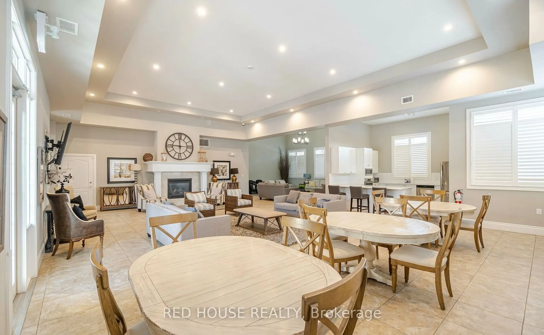 1460 Main Street E, #412