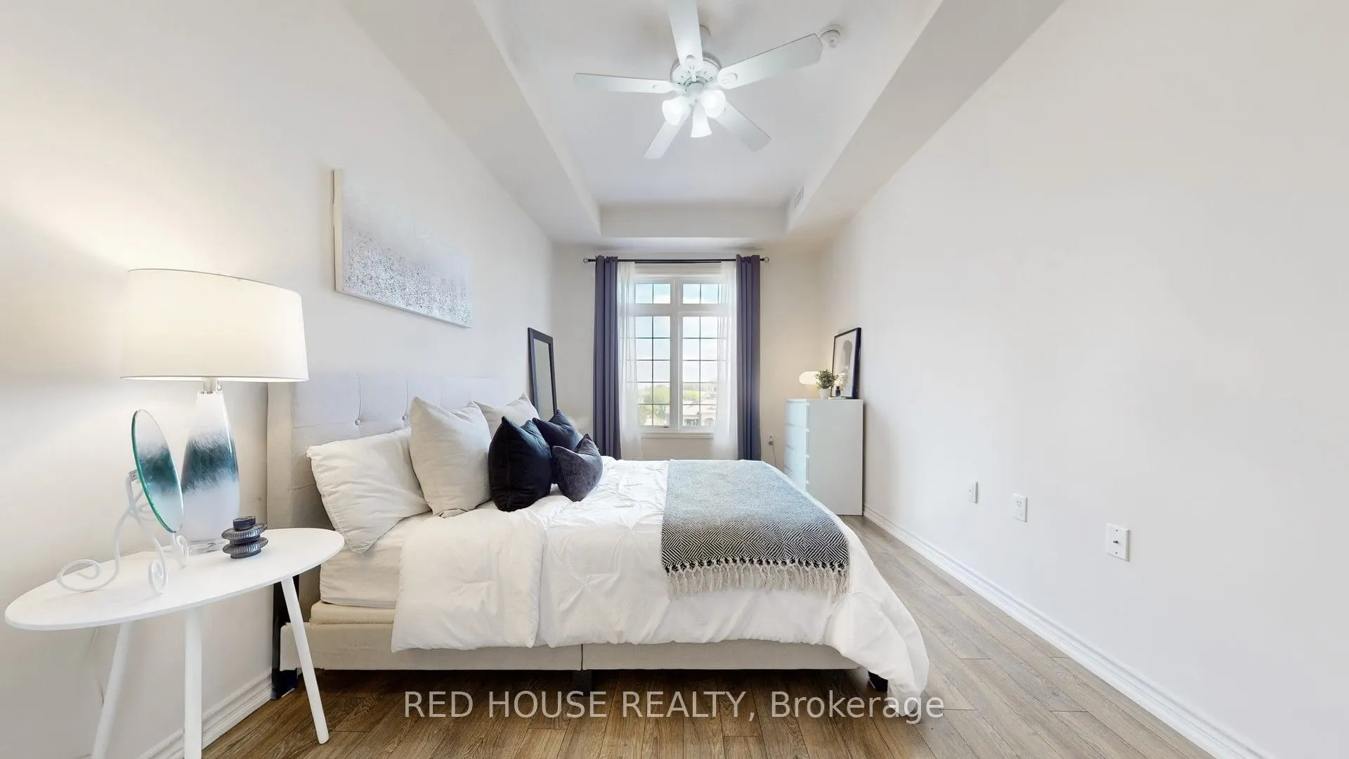 1460 Main Street E, #412