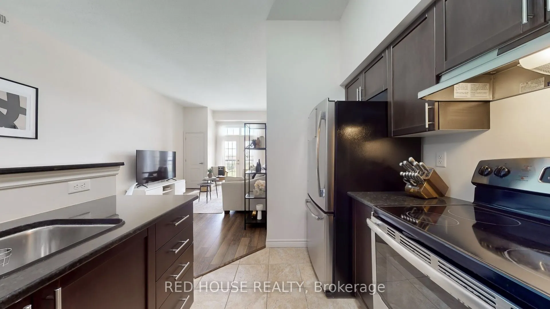 1460 Main Street E, #412