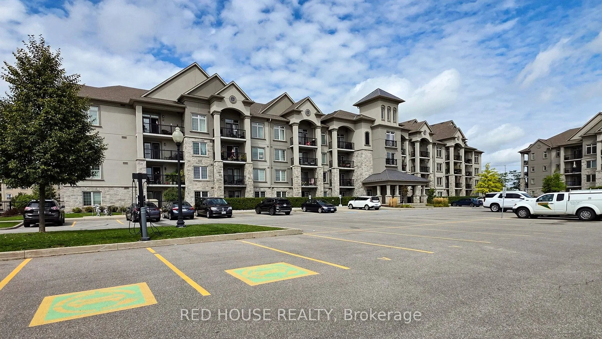 1460 Main Street E, #412