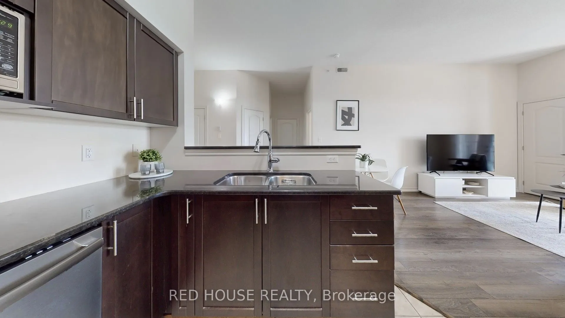 1460 Main Street E, #412