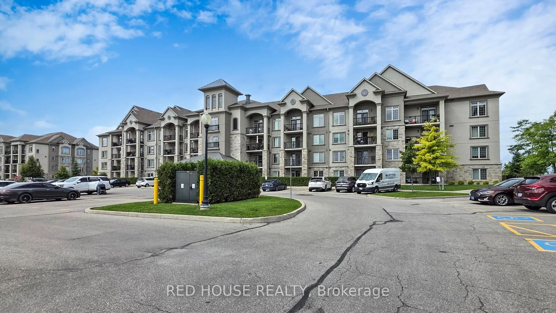1460 Main Street E, #412