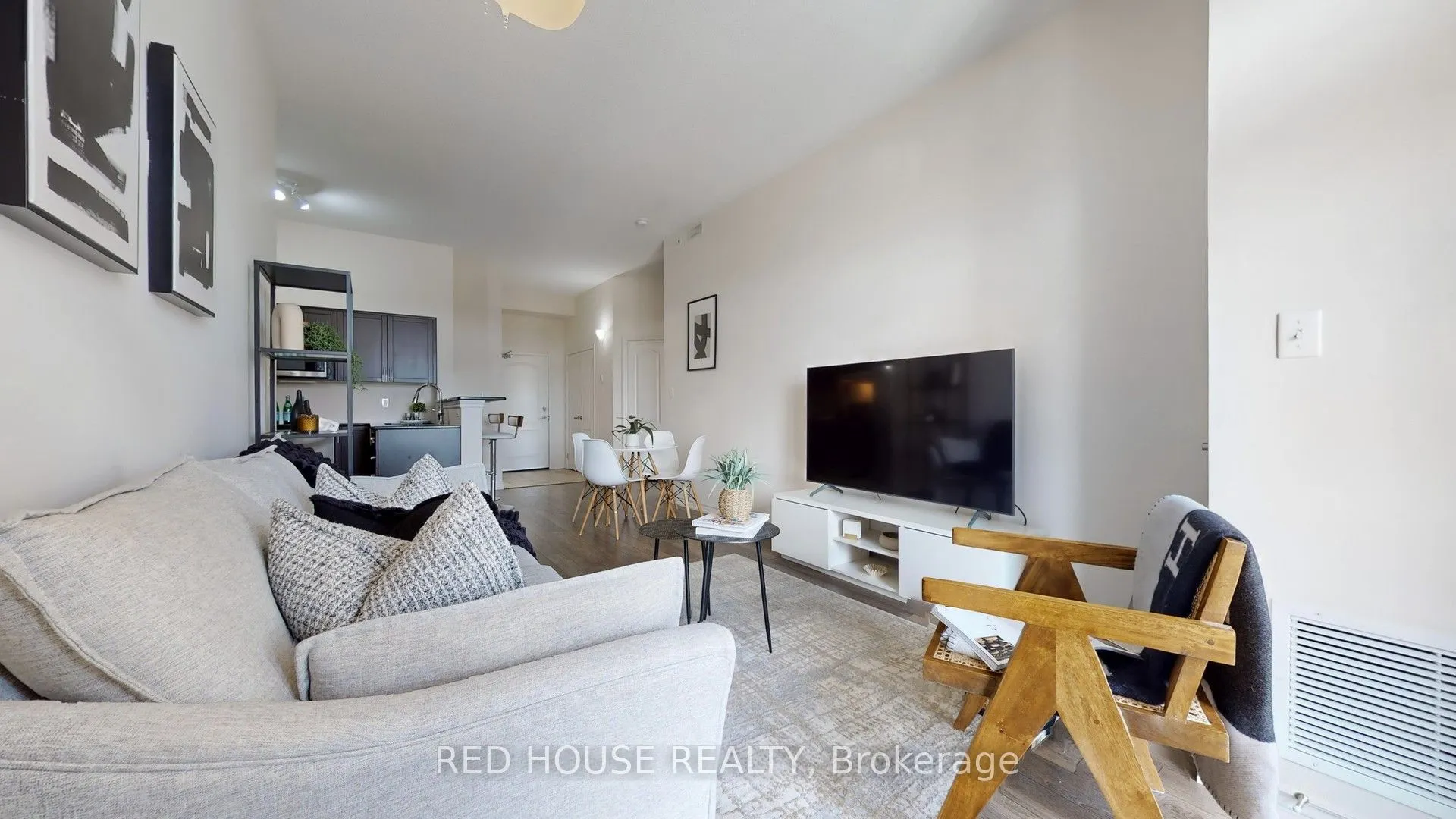 1460 Main Street E, #412