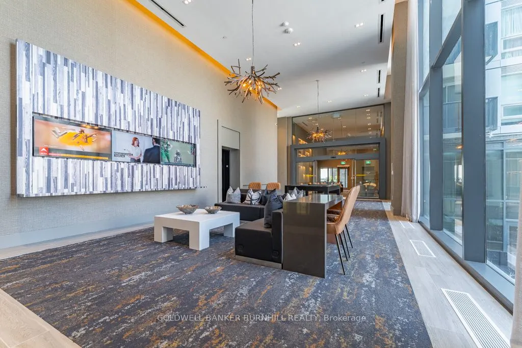 2450 Old Bronte Road, #213
