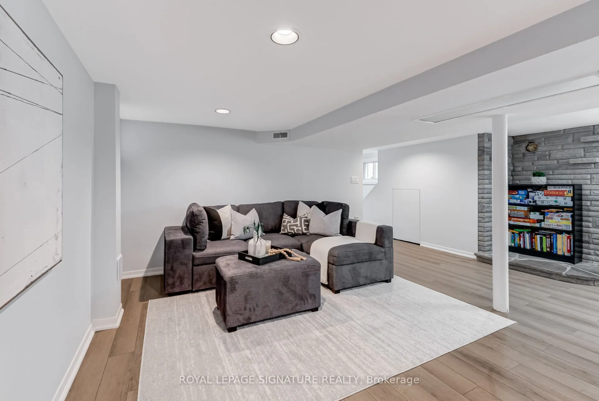 32 Wheatfield Road