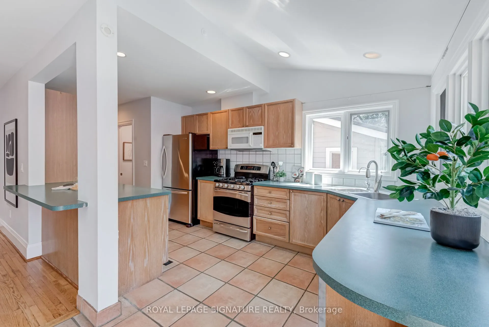 32 Wheatfield Road