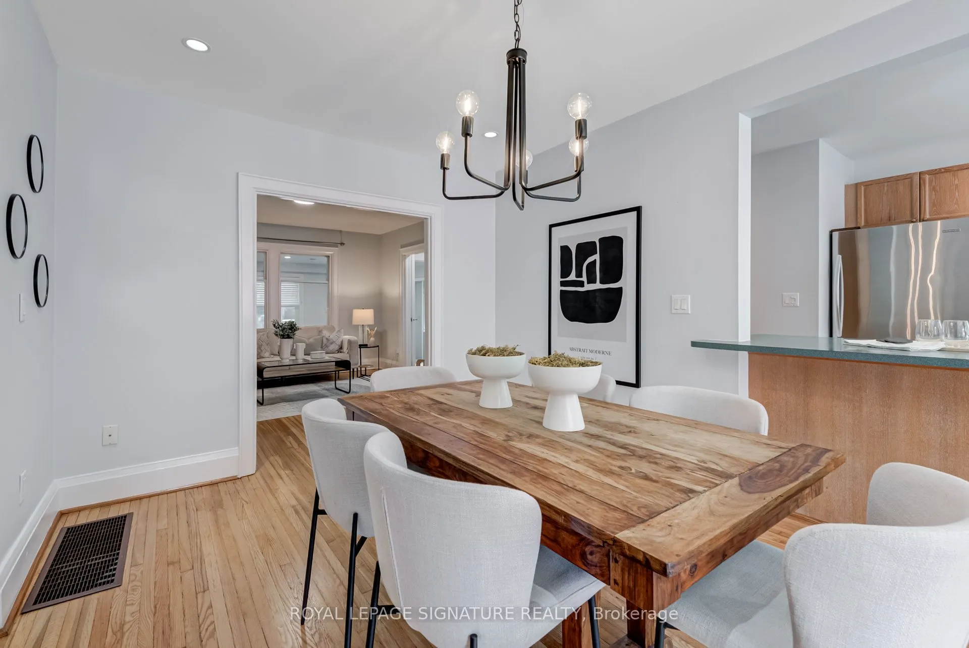 32 Wheatfield Road