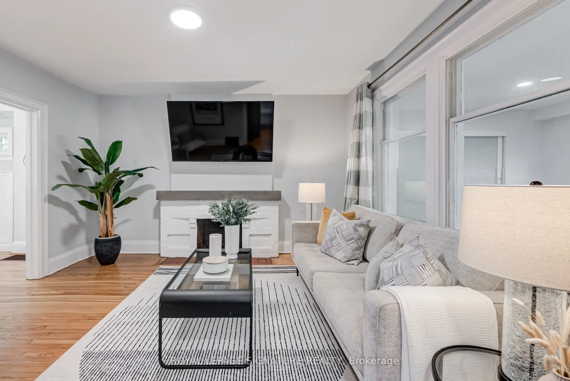 32 Wheatfield Road