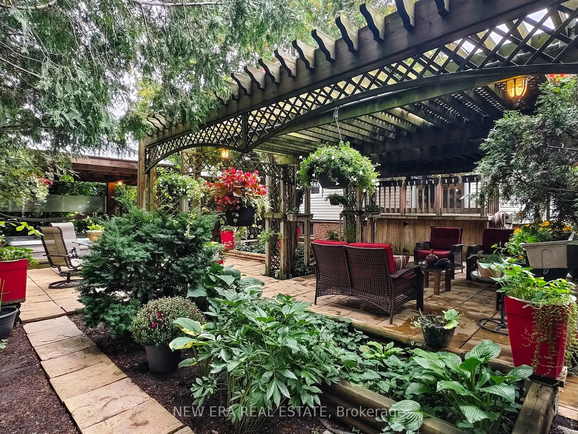 2669 Inlake Court