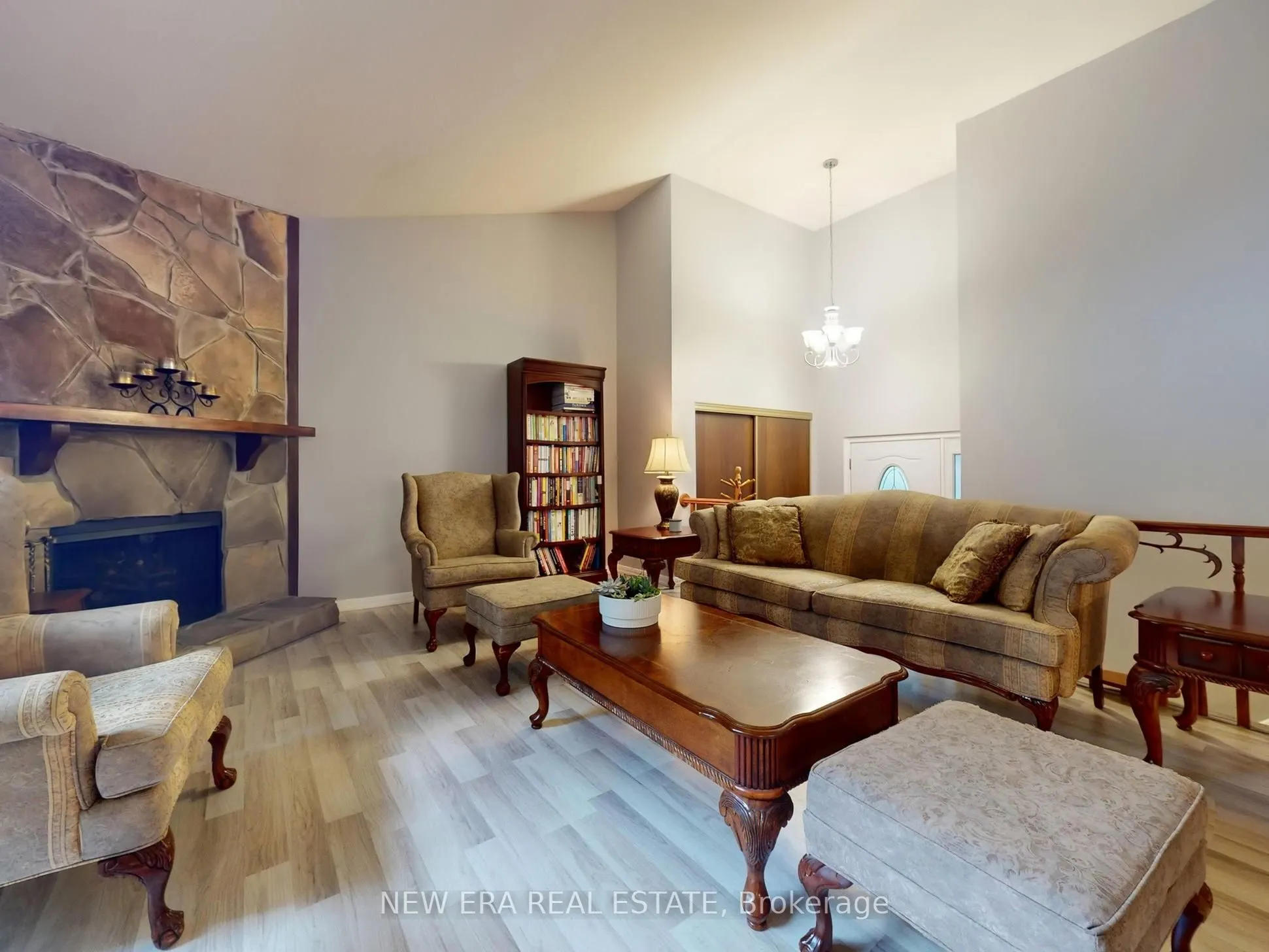 2669 Inlake Court