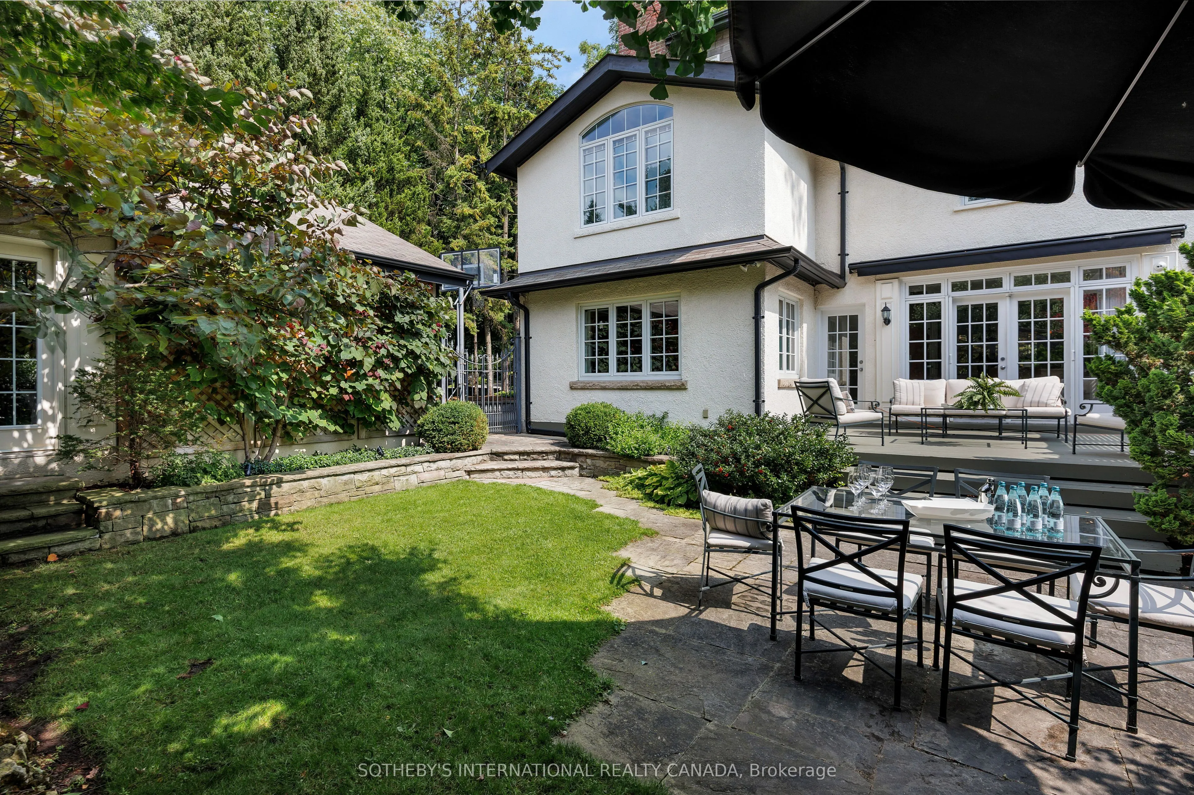 38 The Kingsway