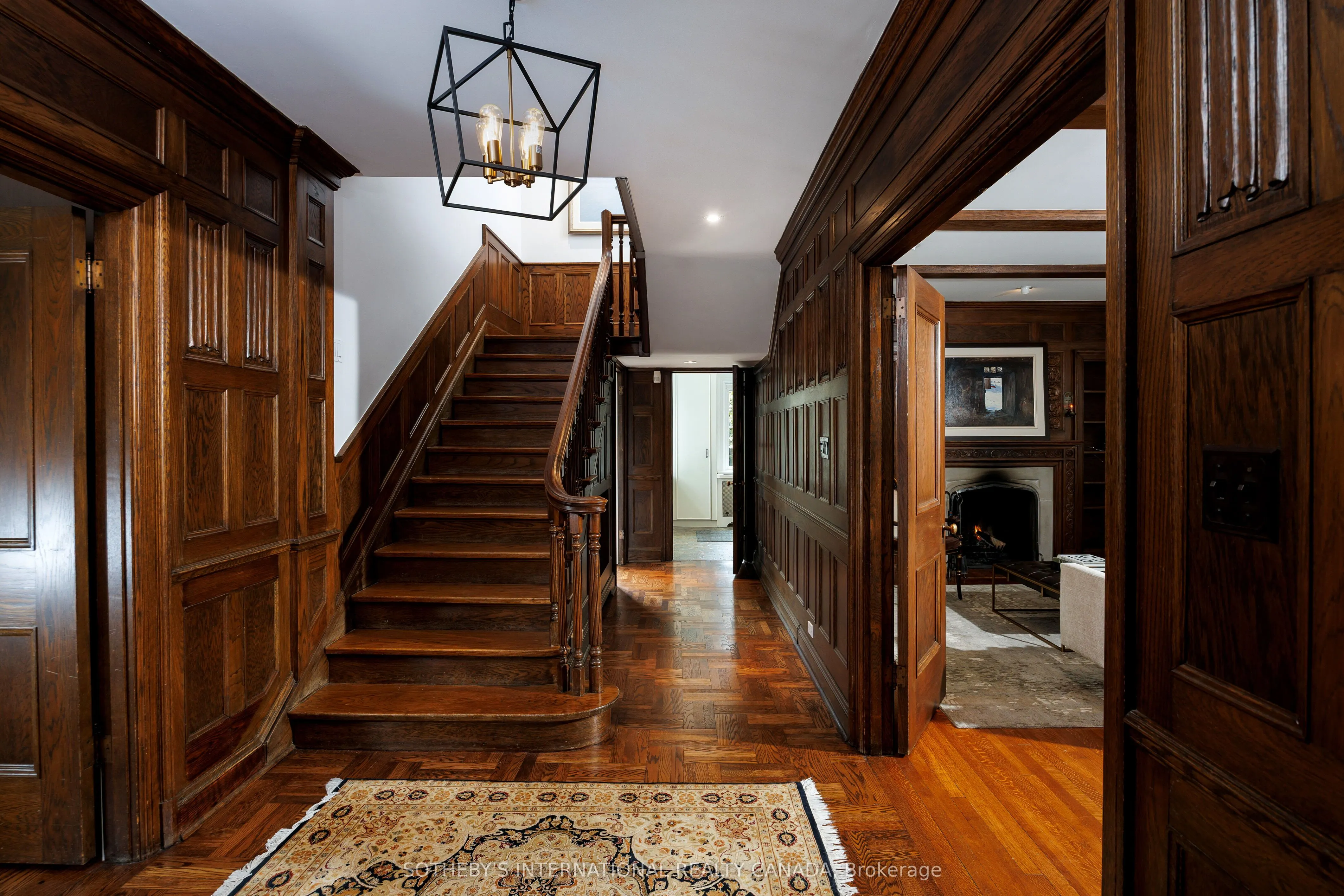 38 The Kingsway