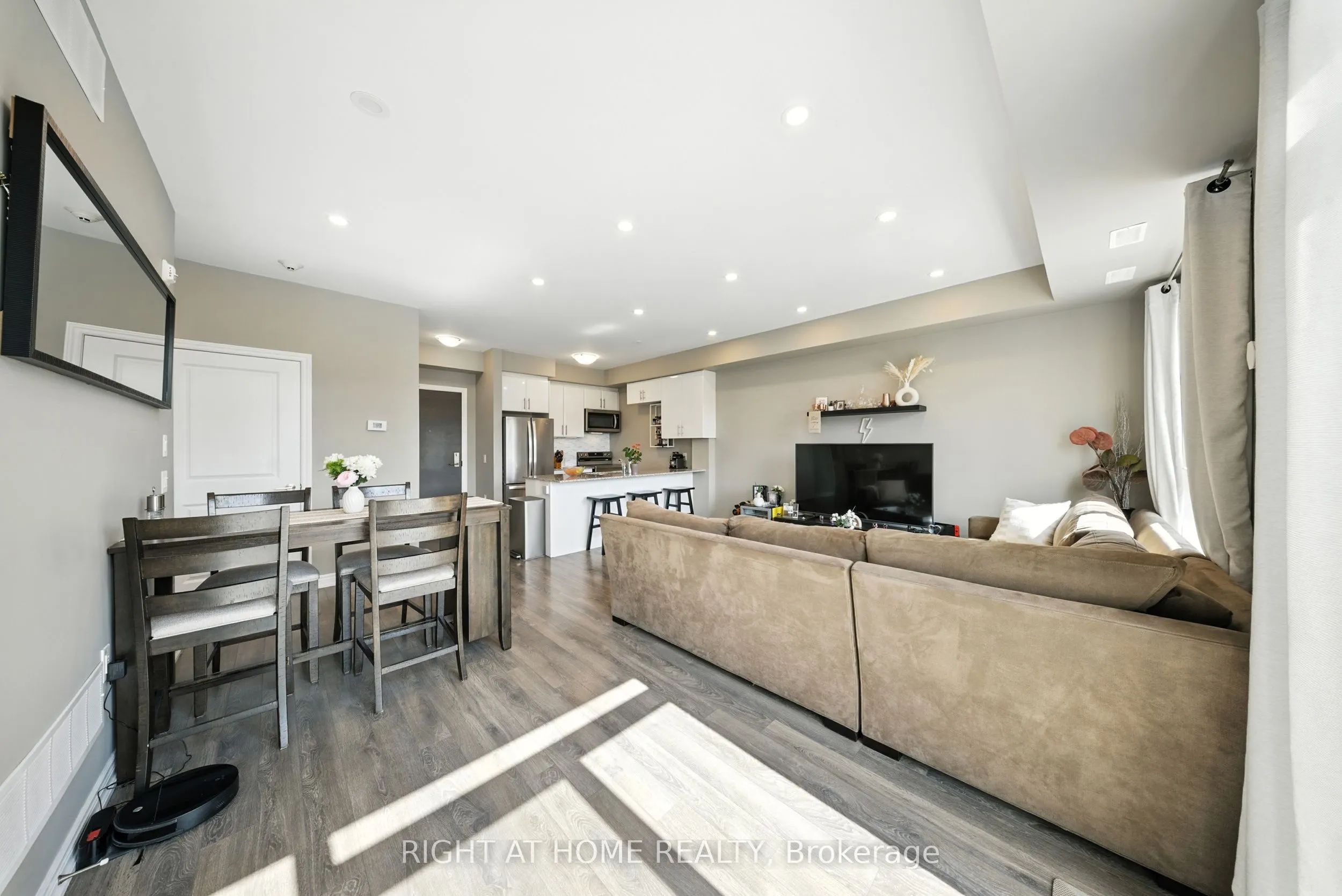 2370 Khalsa Gate, #311