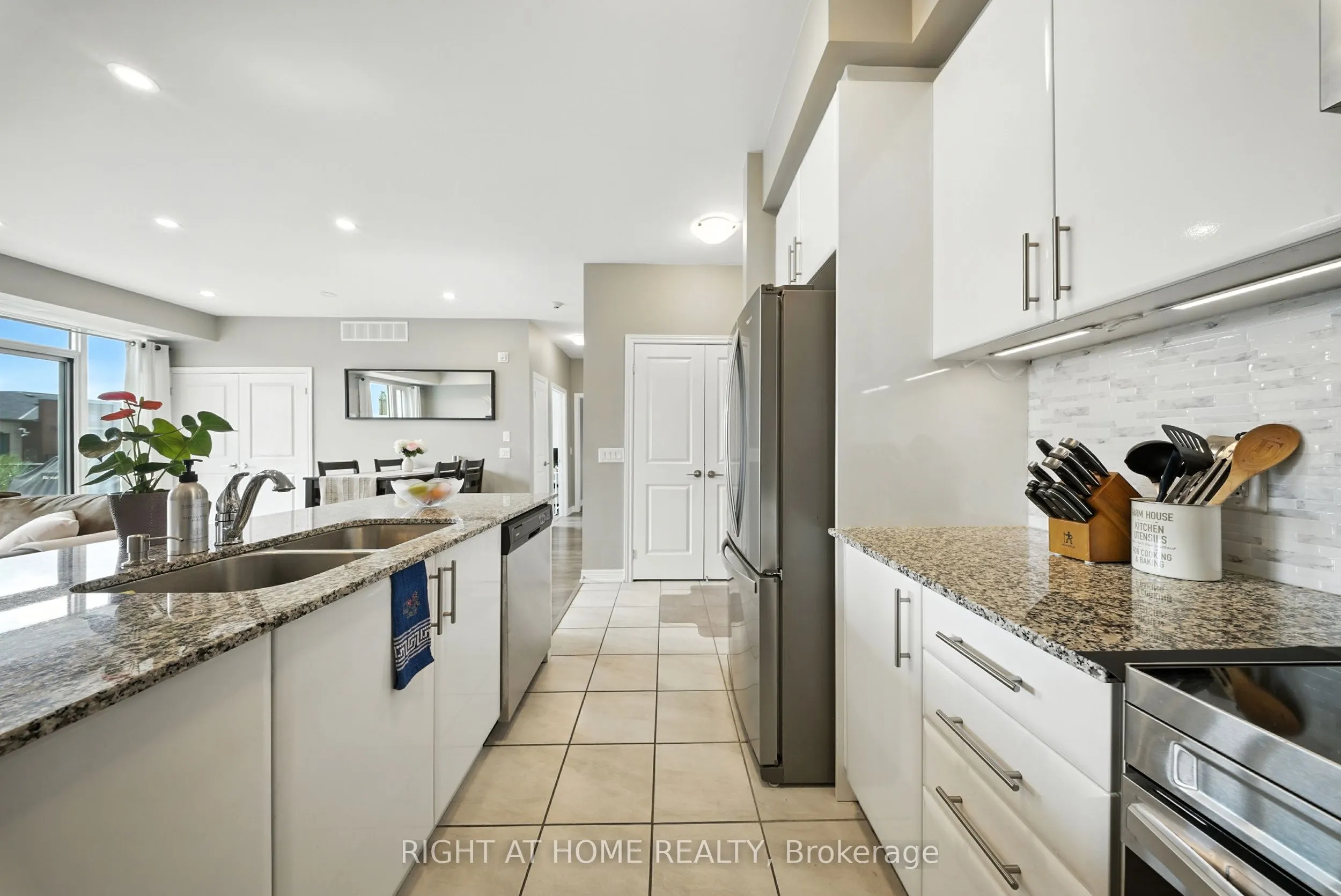 2370 Khalsa Gate, #311