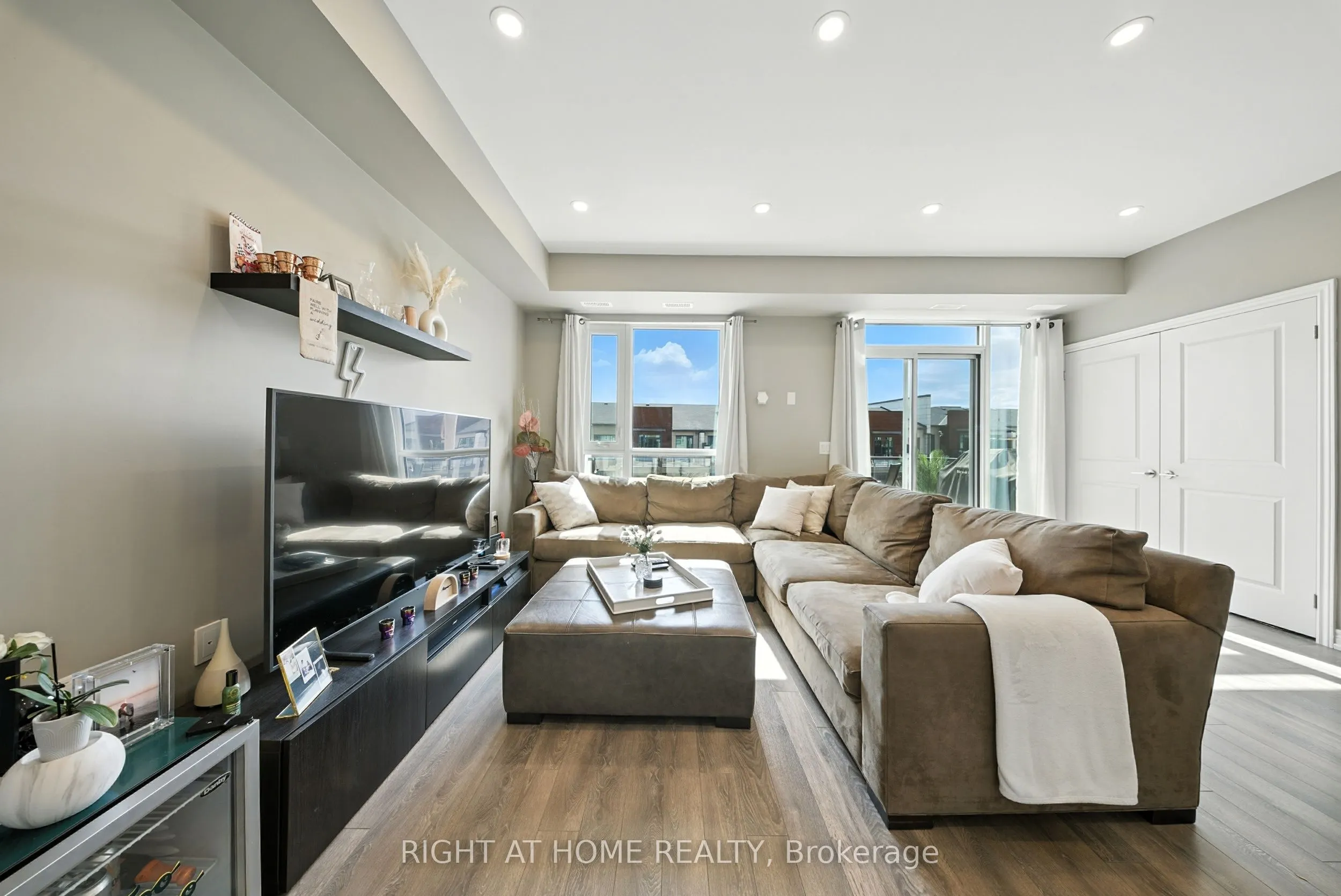 2370 Khalsa Gate, #311