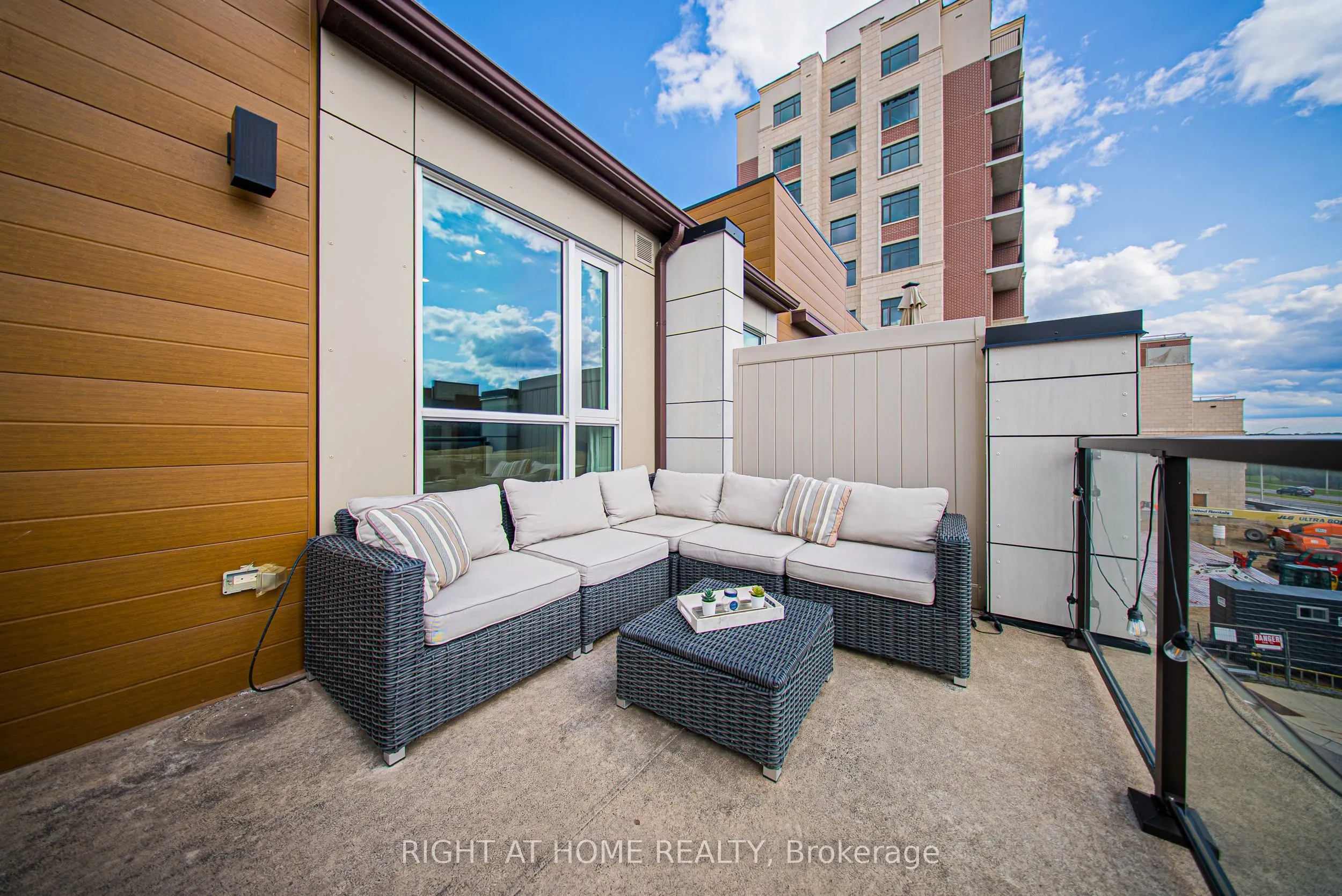 2370 Khalsa Gate, #311