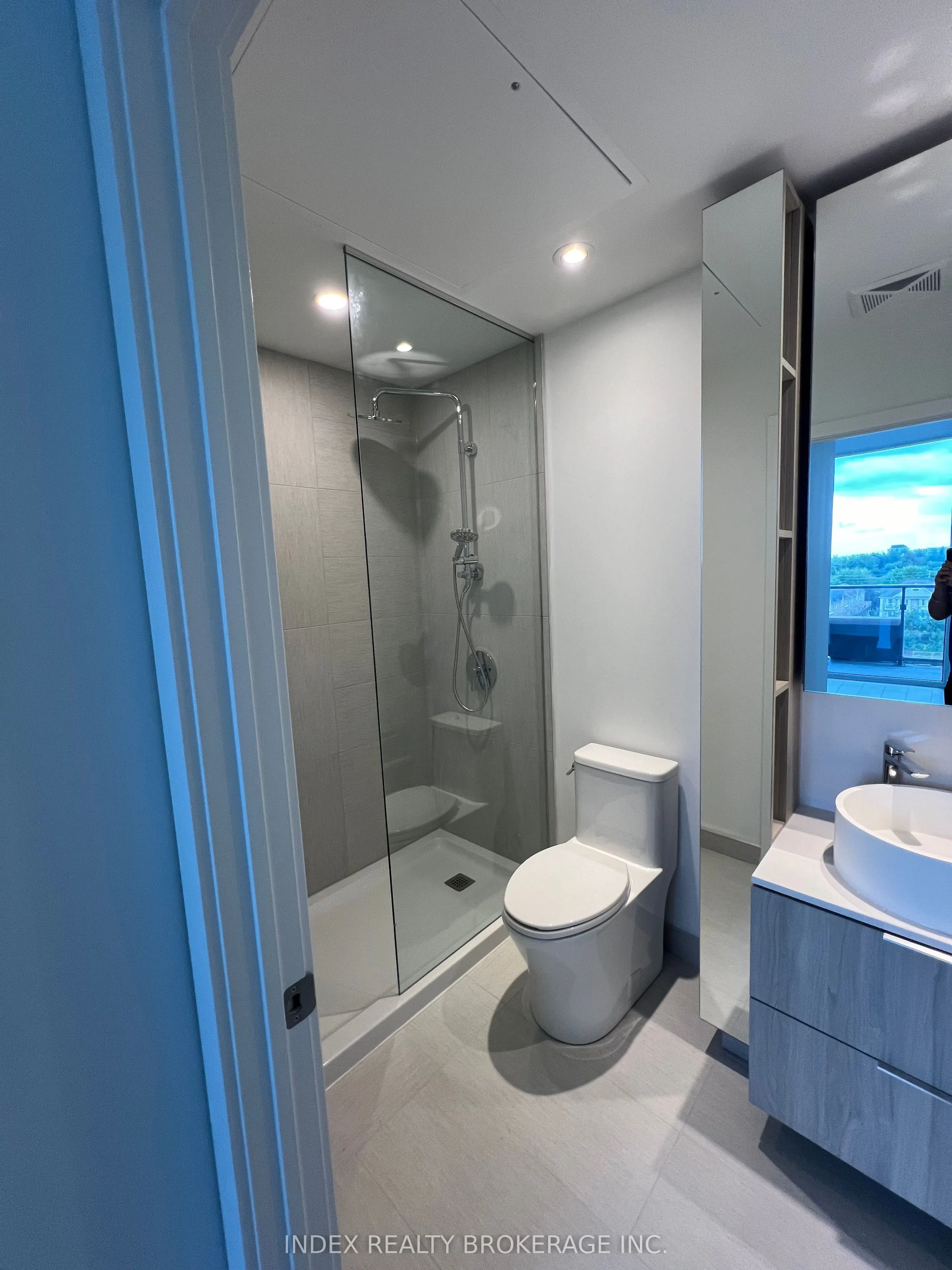 28 Ann Street, #603