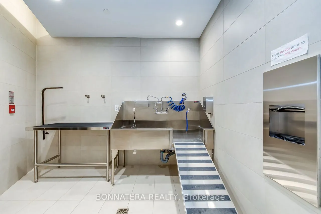 3006 William Cutmore Boulevard, #411