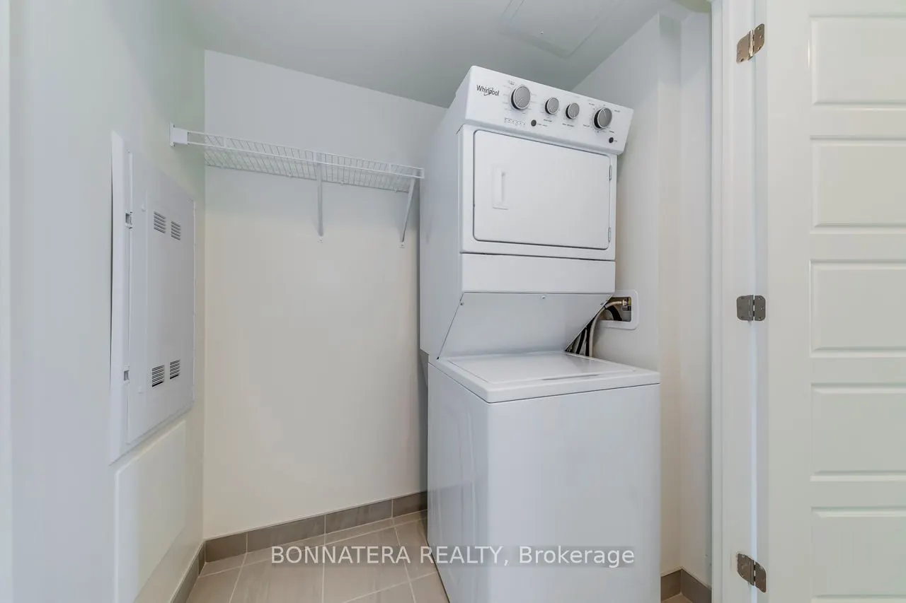 3006 William Cutmore Boulevard, #411