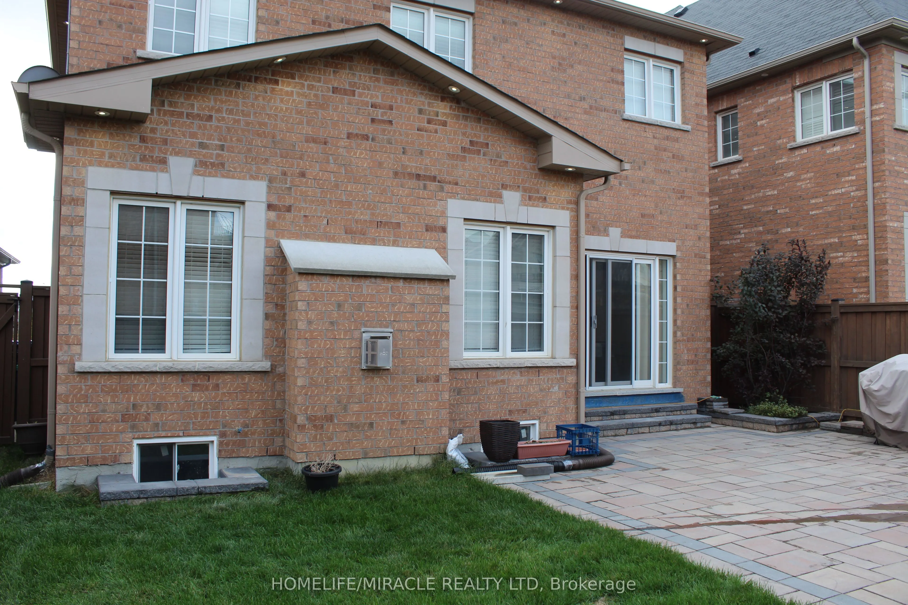 210 Bellchase Trail