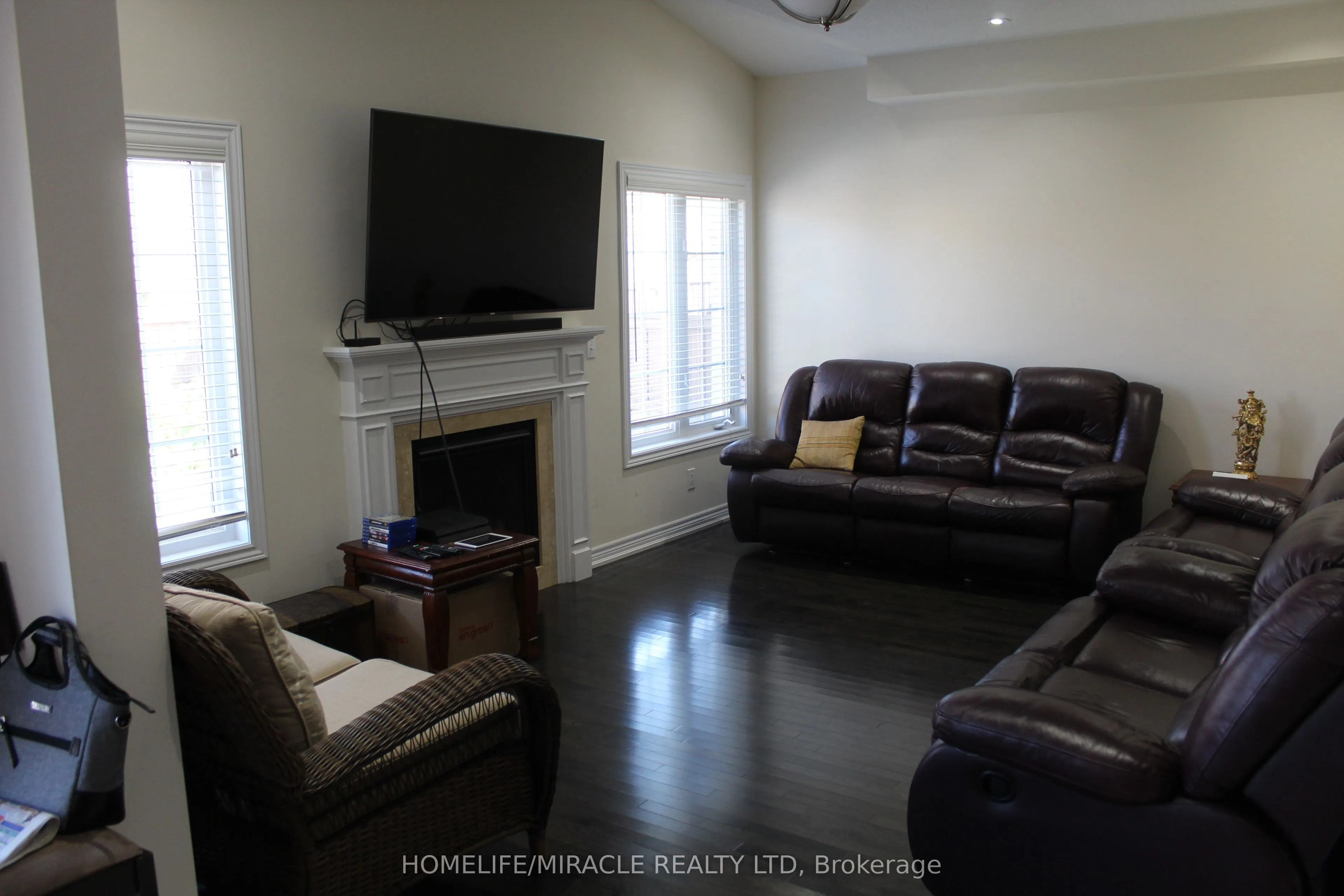 210 Bellchase Trail