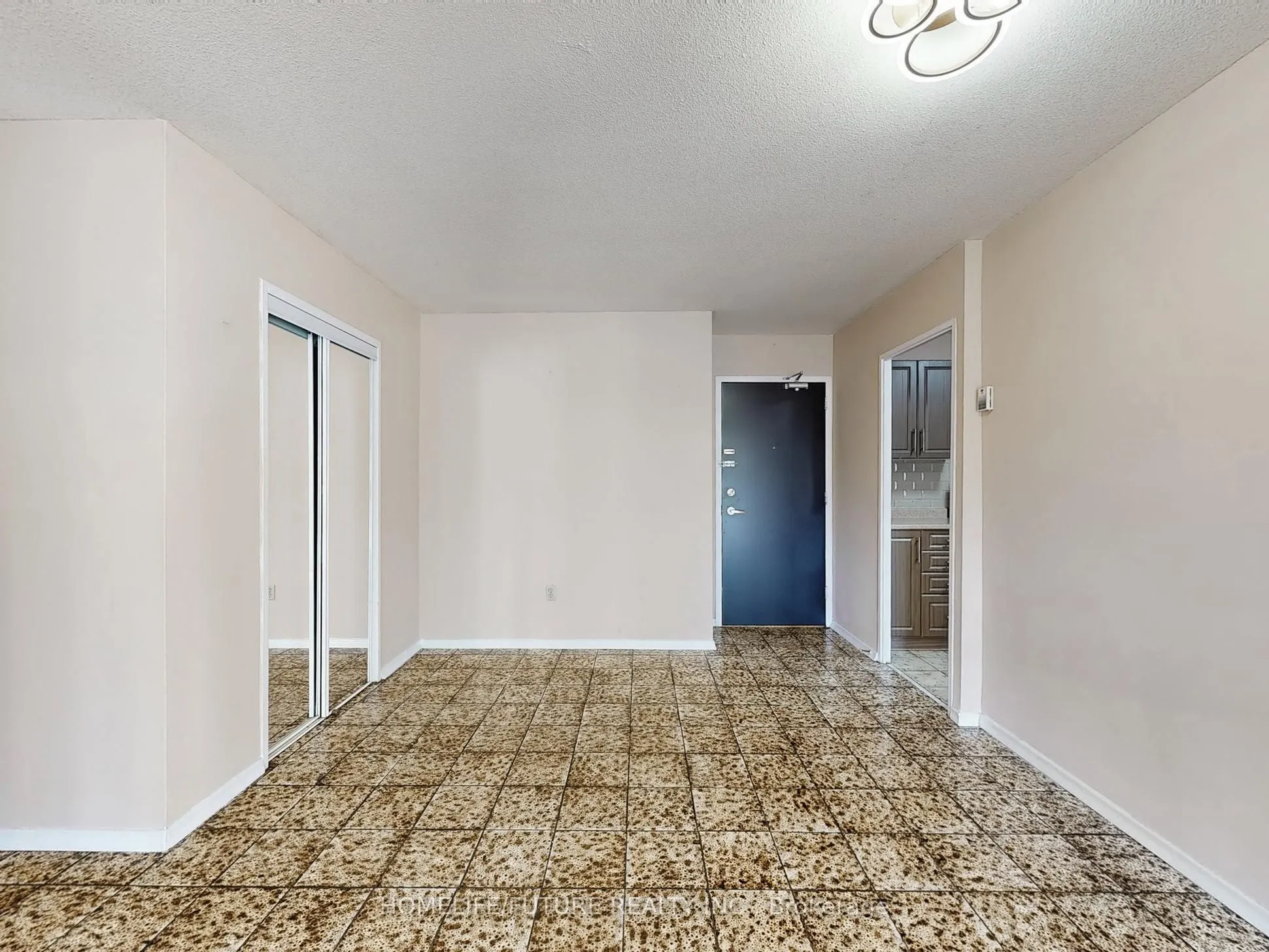 31 Four Winds Drive, #310
