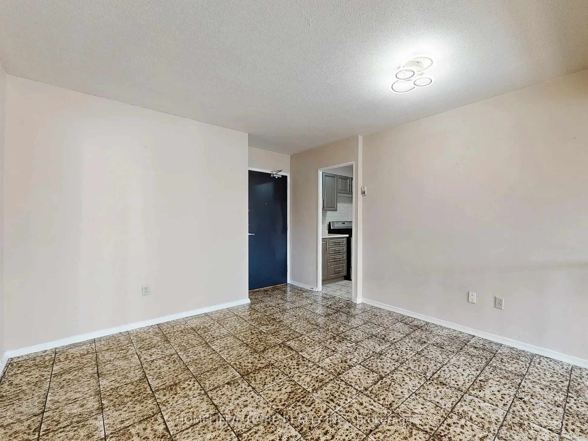 31 Four Winds Drive, #310