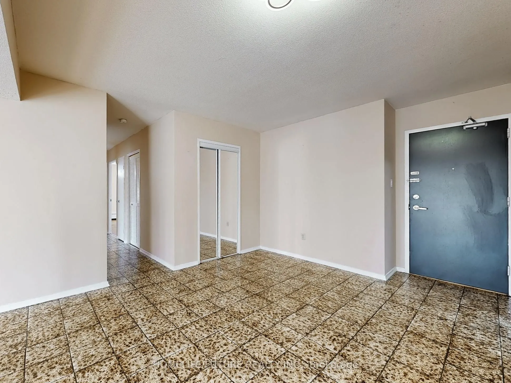 31 Four Winds Drive, #310