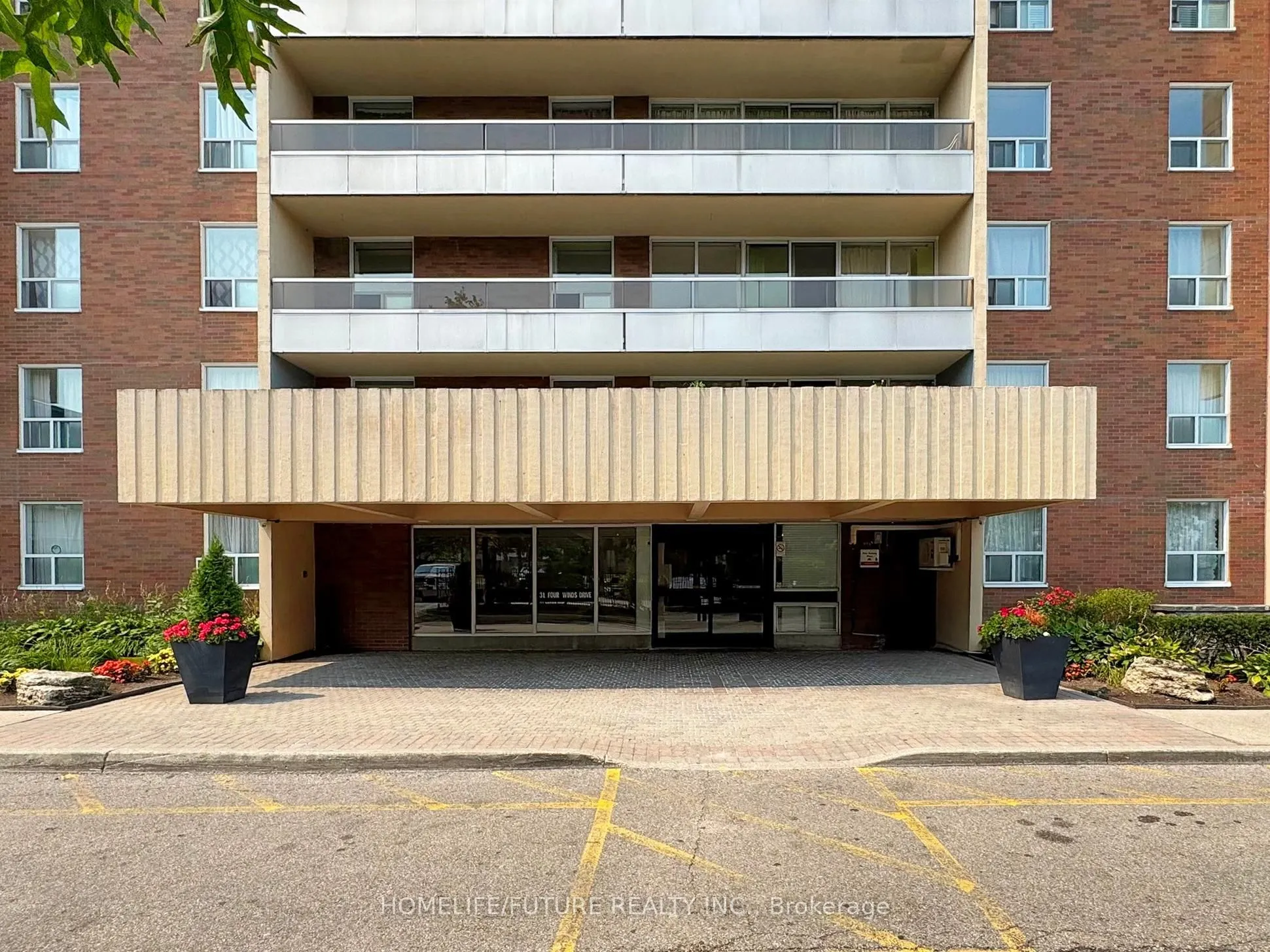 31 Four Winds Drive, #310
