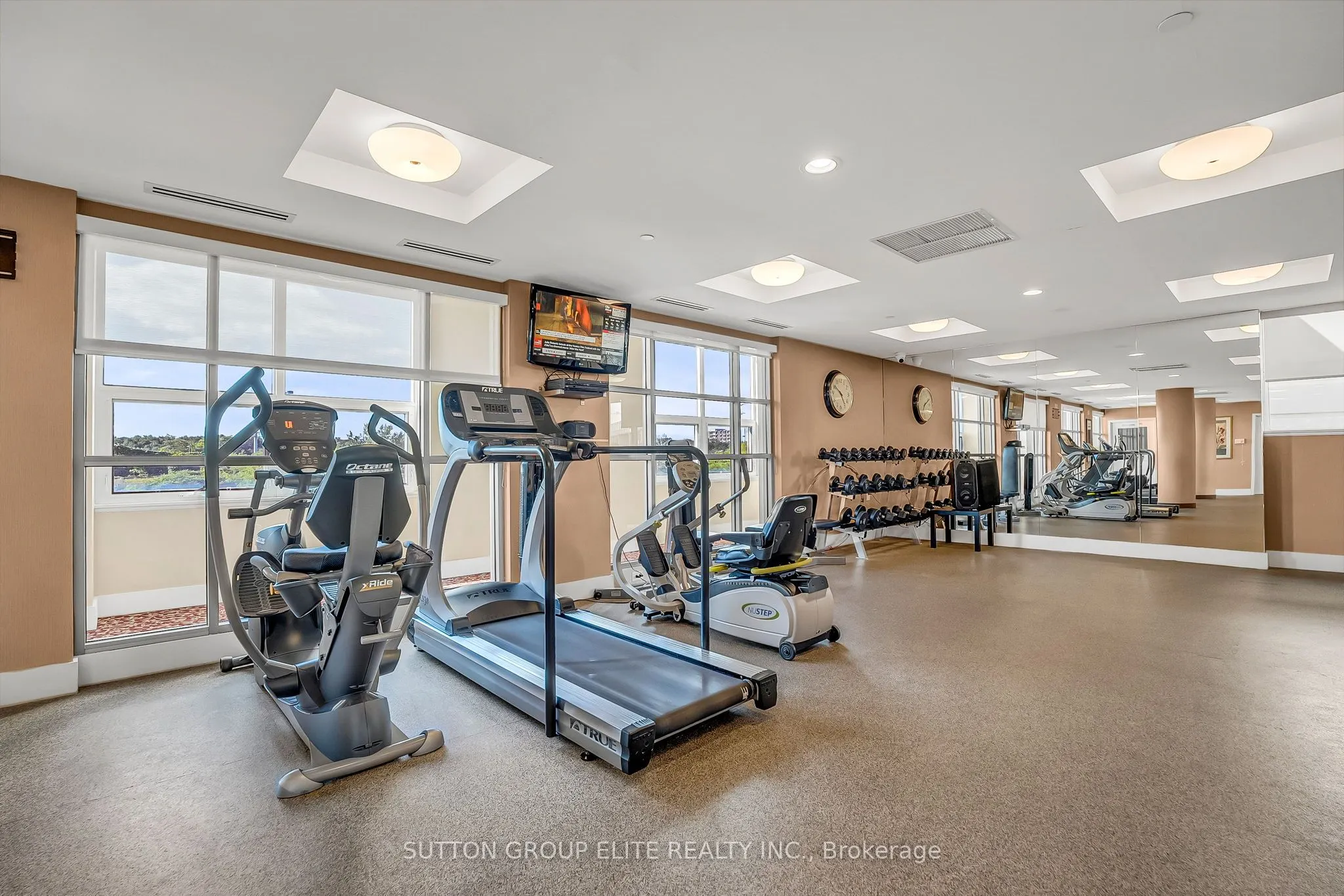 3 Marine Parade Drive, #401