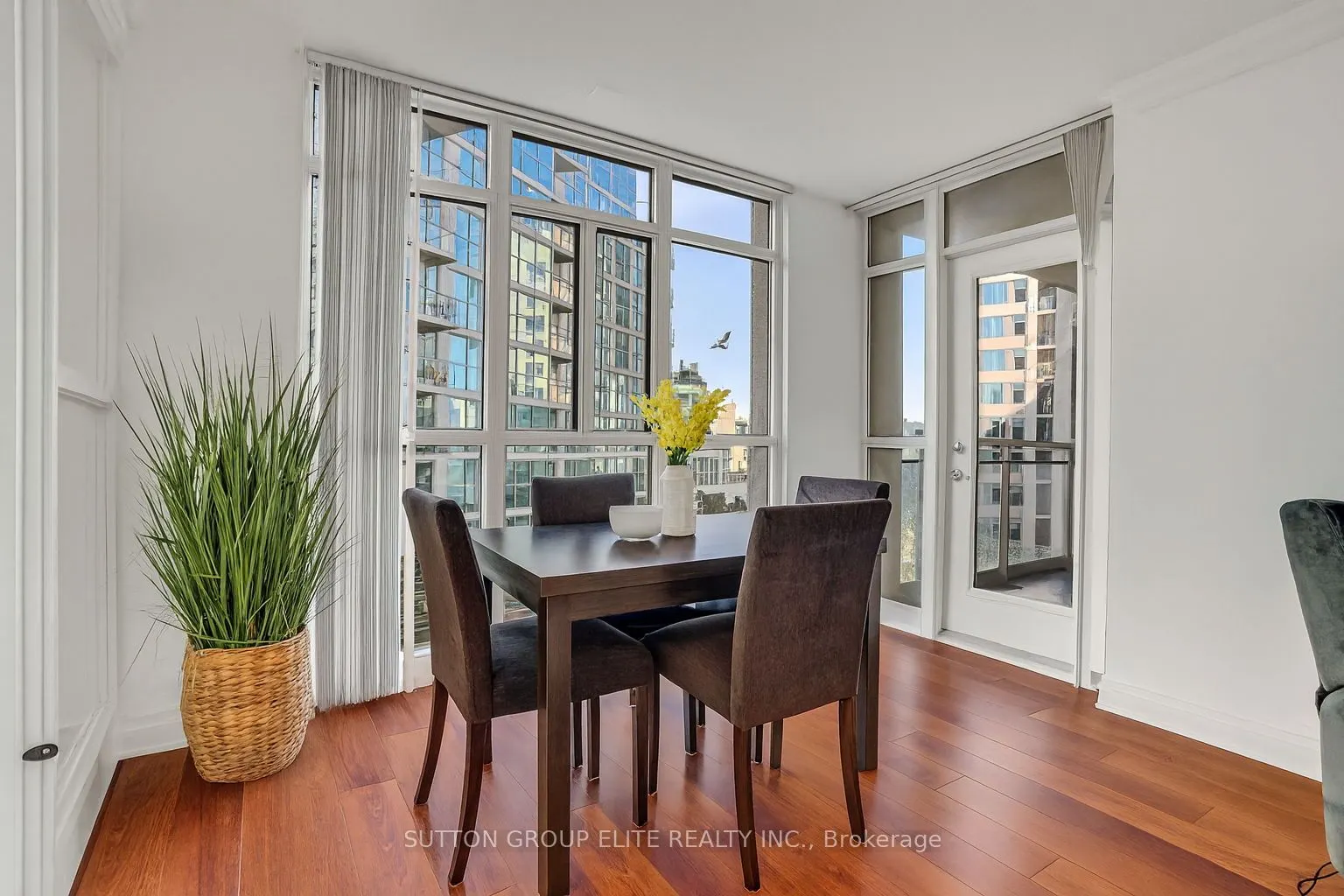 3 Marine Parade Drive, #401