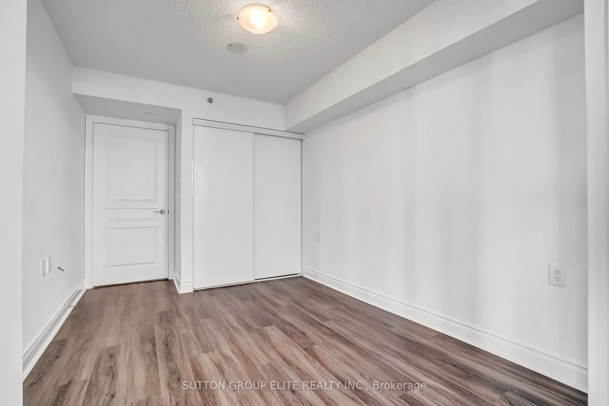 3 Marine Parade Drive, #401