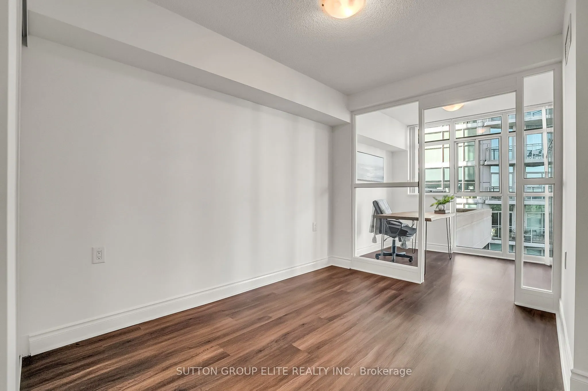 3 Marine Parade Drive, #401