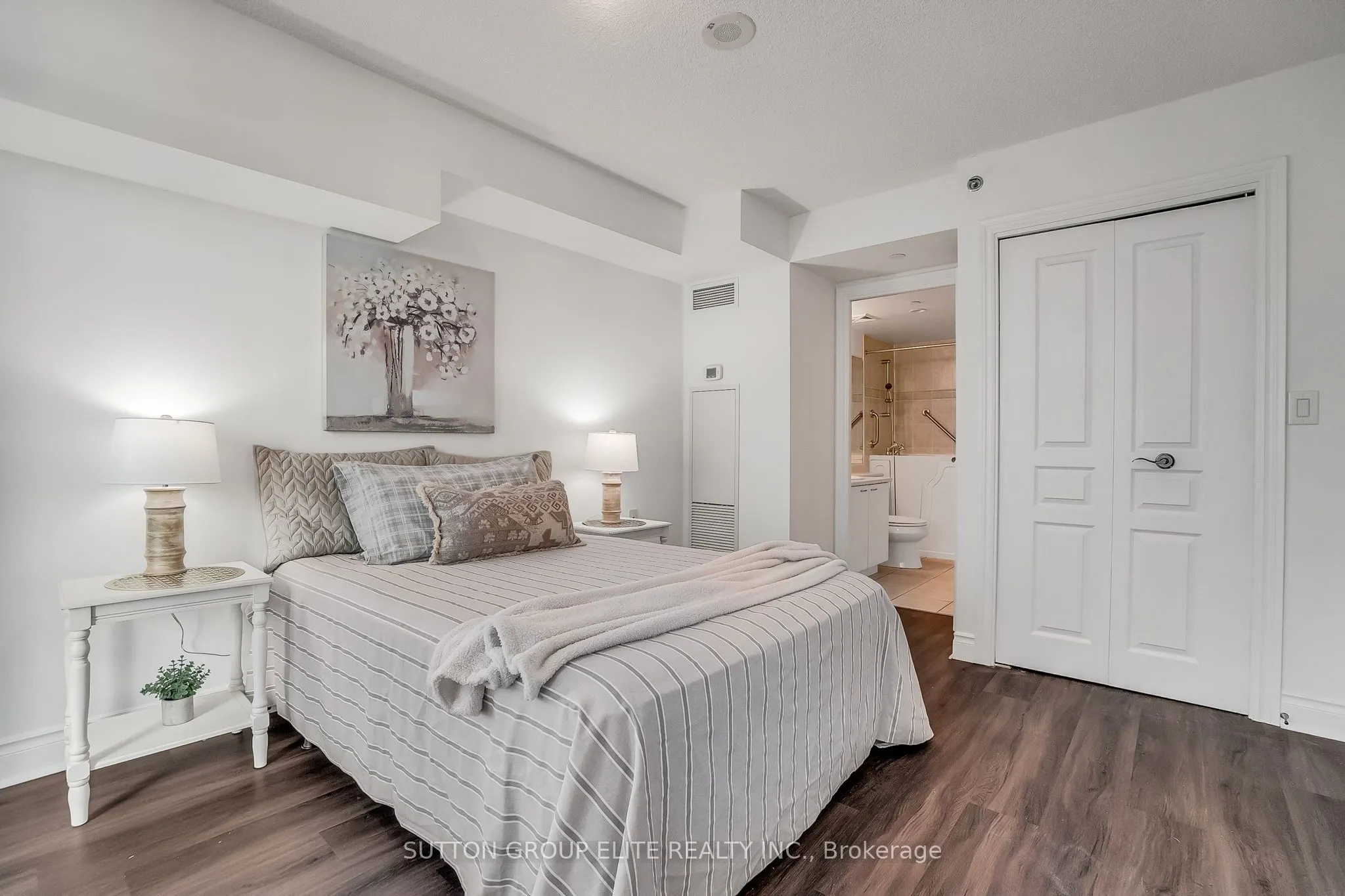 3 Marine Parade Drive, #401