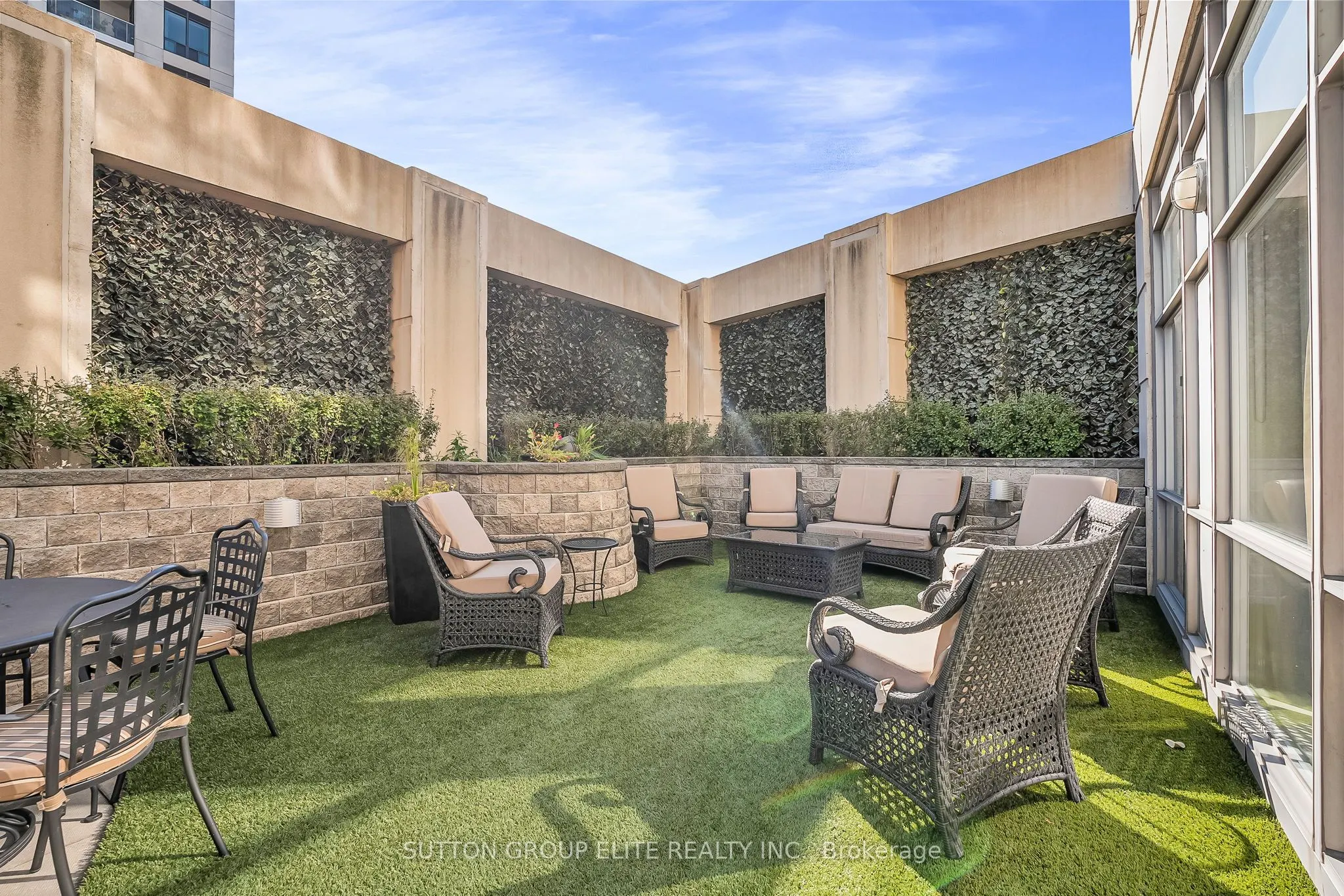 3 Marine Parade Drive, #401