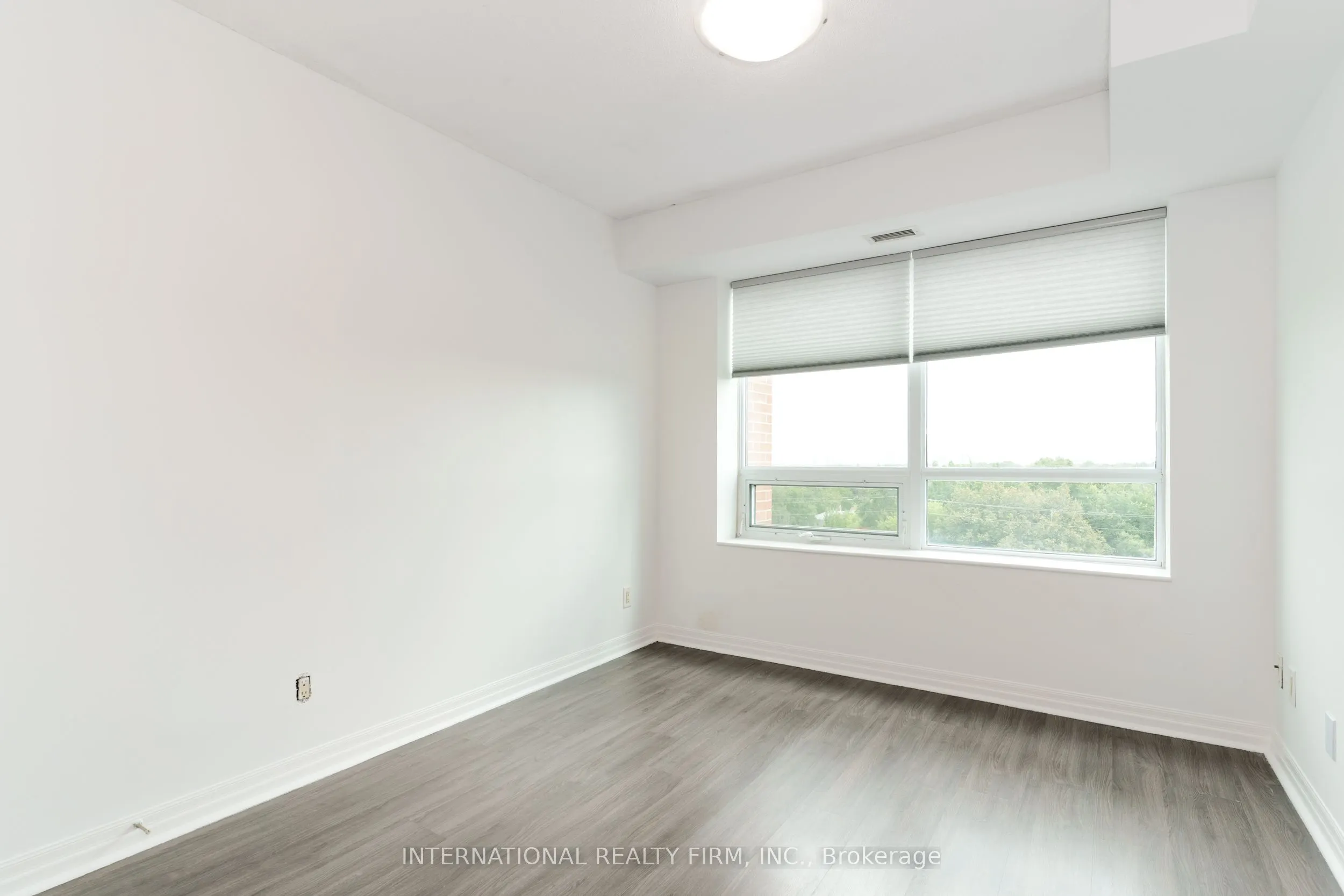 1403 ROYAL YORK Road, #601