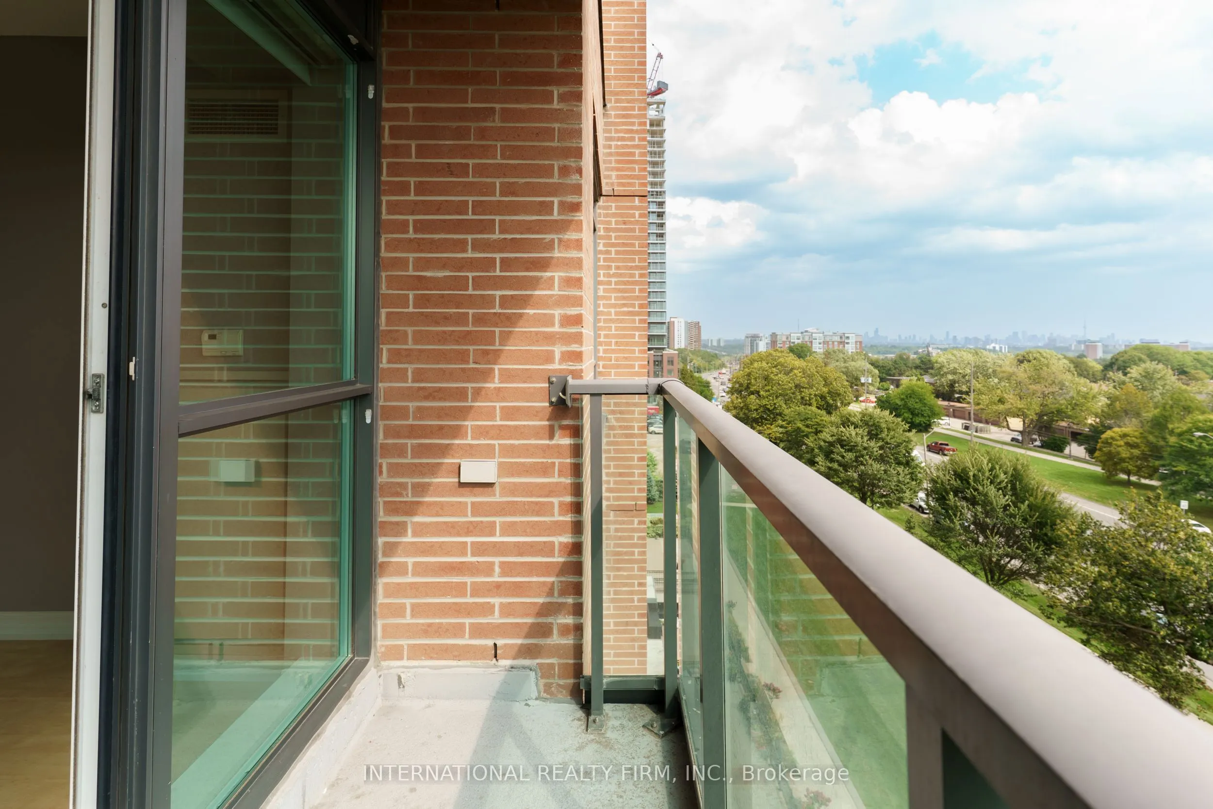 1403 ROYAL YORK Road, #601