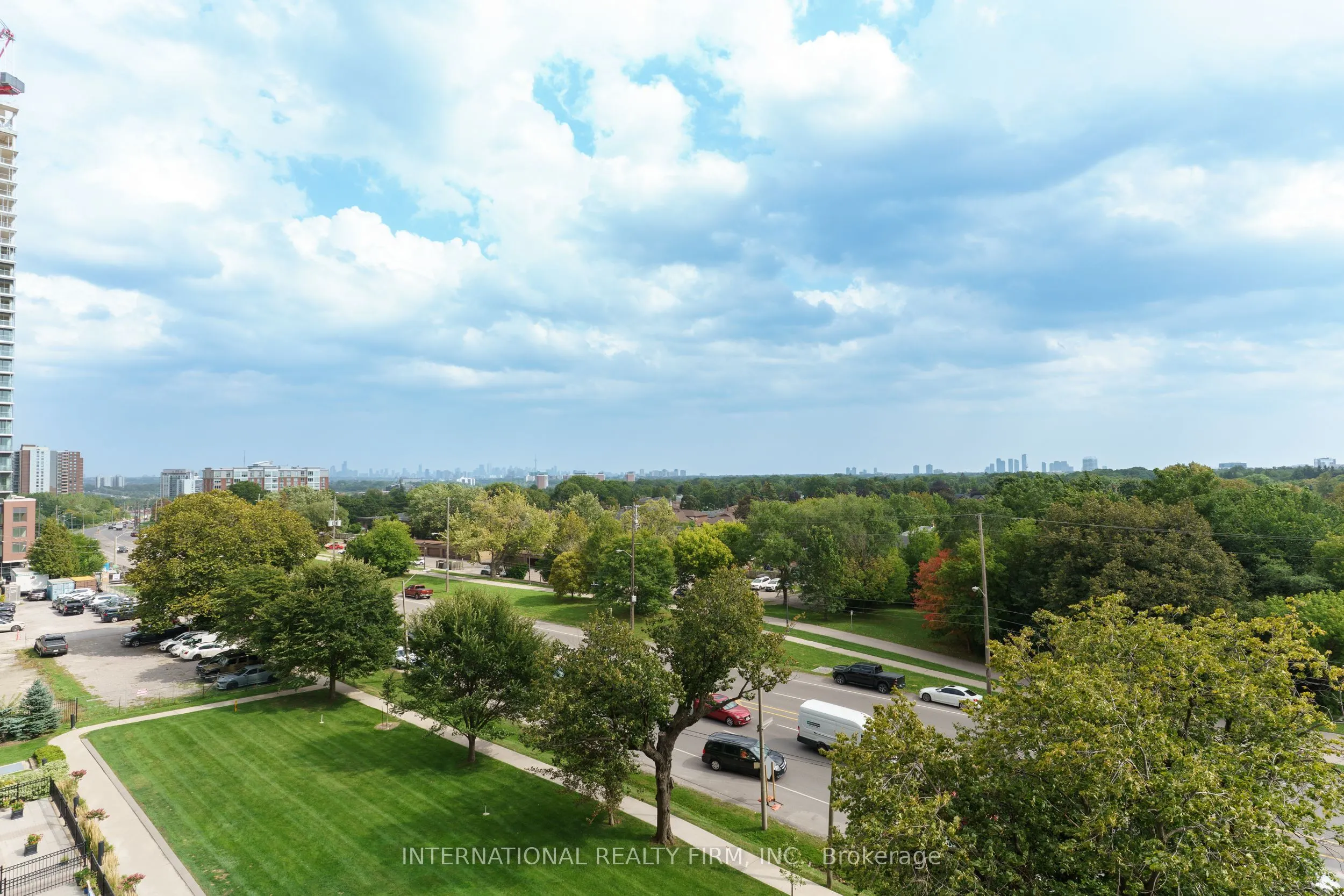 1403 ROYAL YORK Road, #601