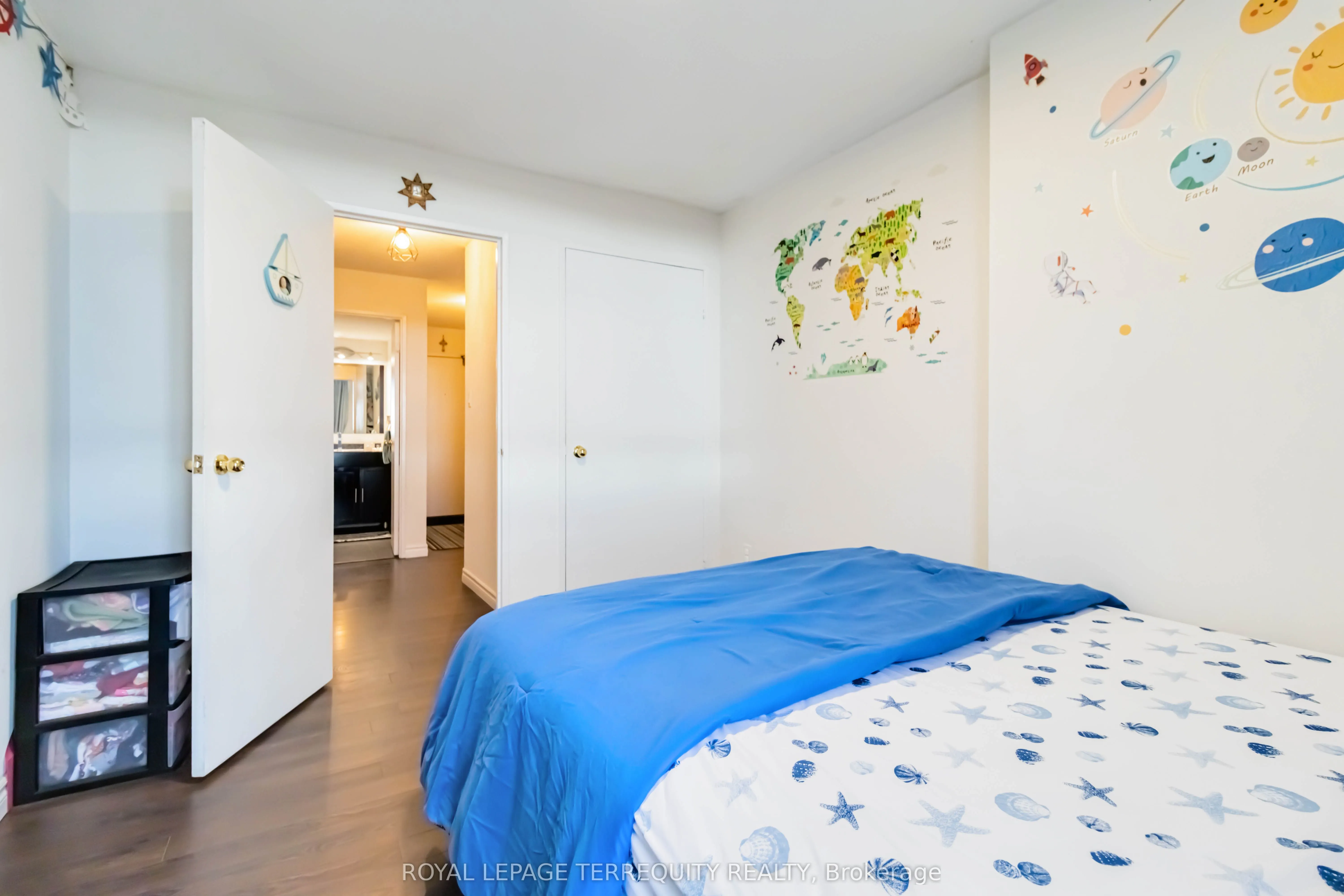 1300 Mississauga Valley Boulevard, #909