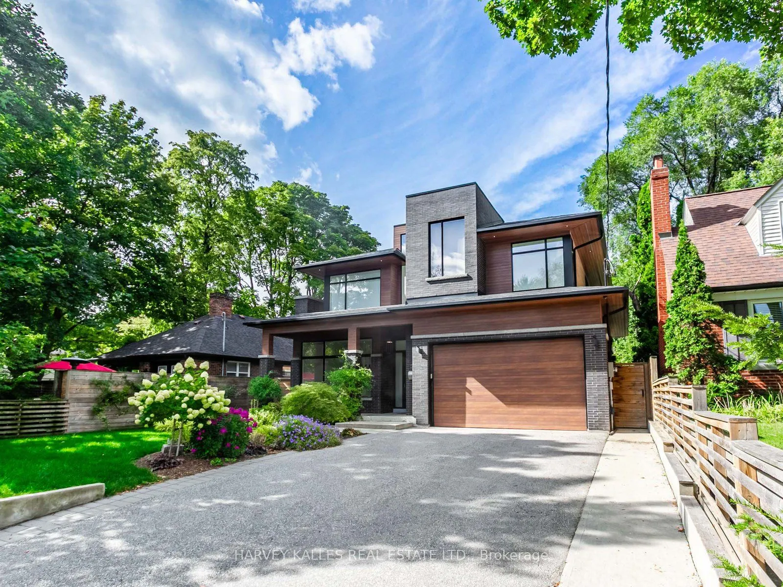 38 Van Dusen Boulevard