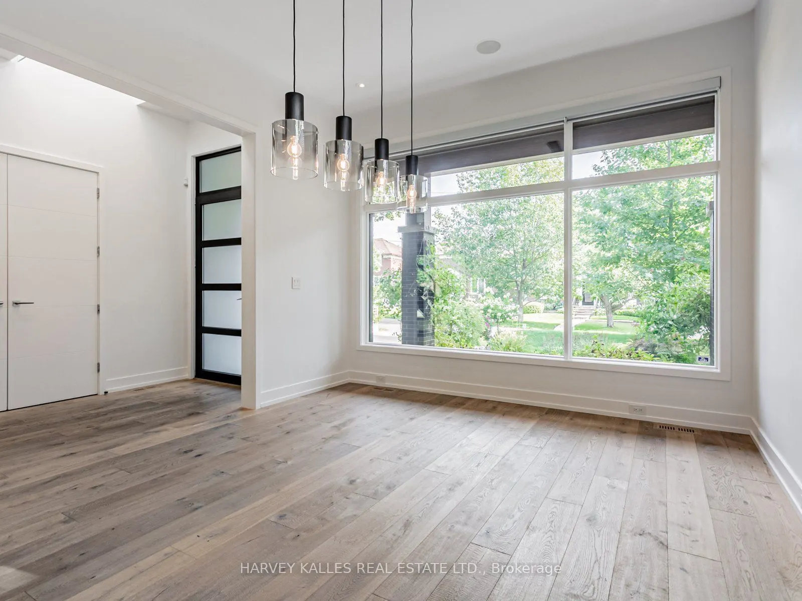 38 Van Dusen Boulevard